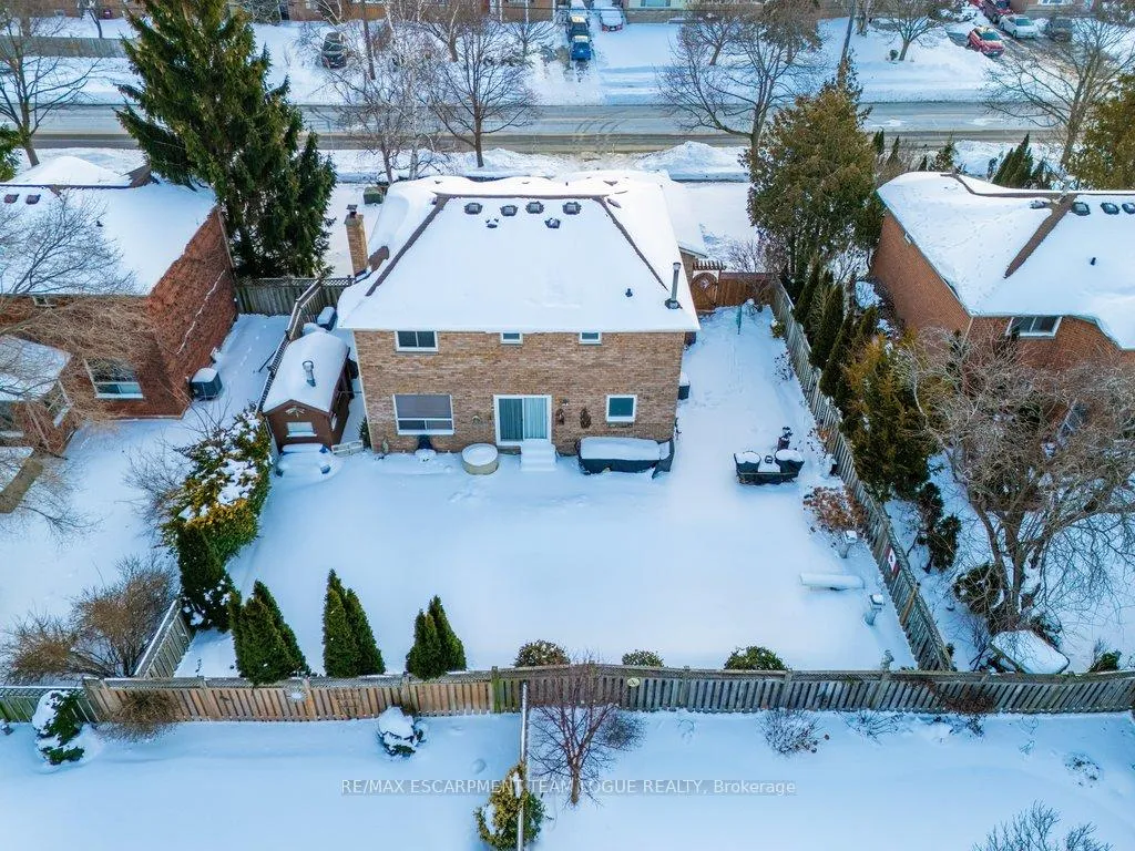 Photo 36 of 159 Burloak Drive, Oakville, Bronte — HOMEH