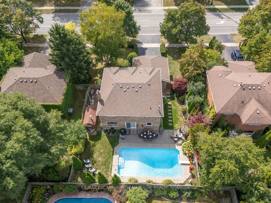 Photo 37 of 159 Burloak Drive, Oakville, Bronte — HOMEH