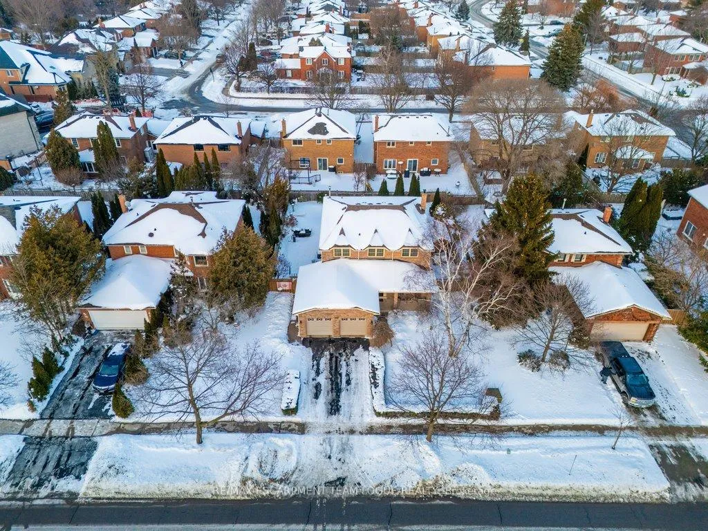 Photo 47 of 159 Burloak Drive, Oakville, Bronte — HOMEH