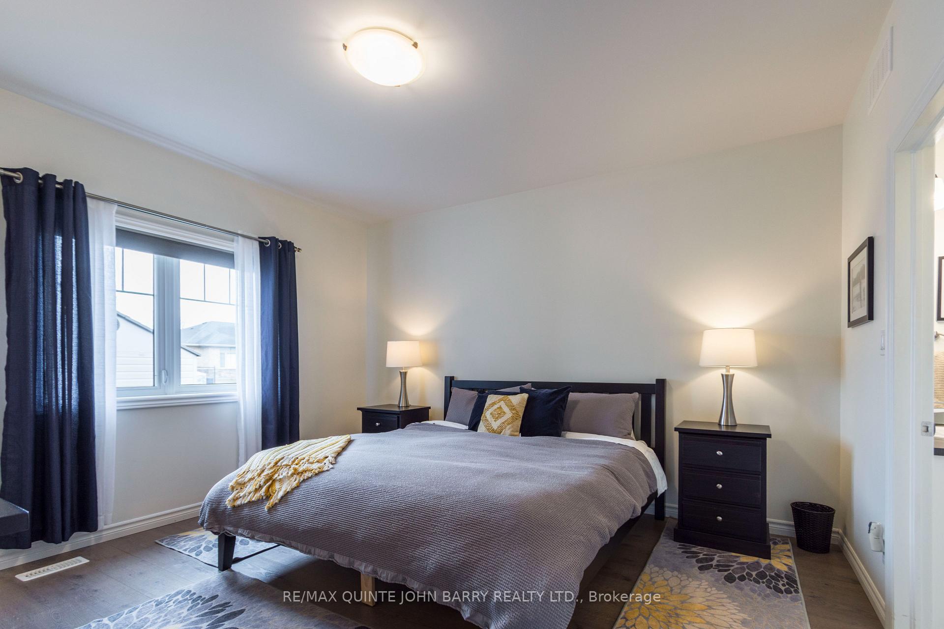 Photo 18 of 34 Walnut Crescent, Belleville, Thurlow Ward — HOMEH