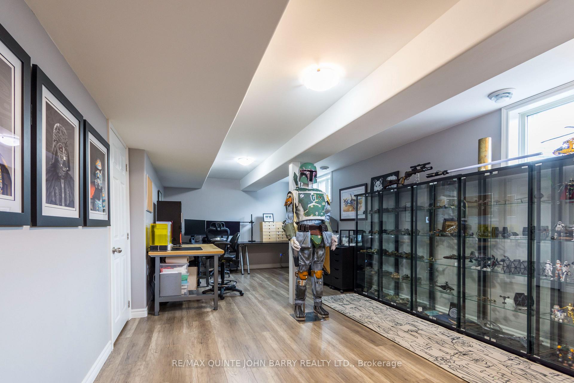 Photo 29 of 34 Walnut Crescent, Belleville, Thurlow Ward — HOMEH