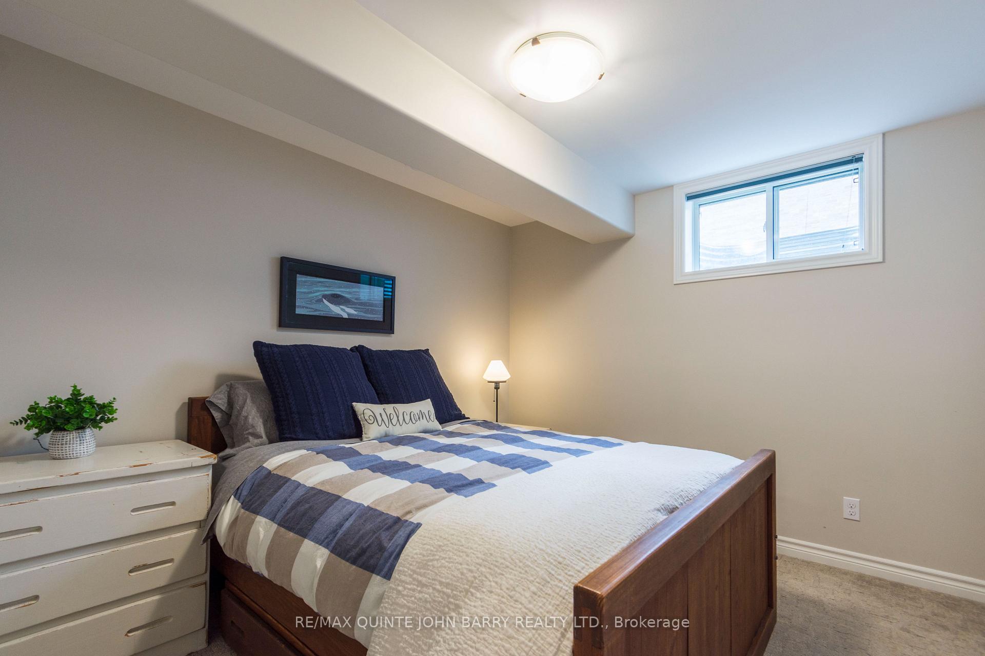 Photo 31 of 34 Walnut Crescent, Belleville, Thurlow Ward — HOMEH