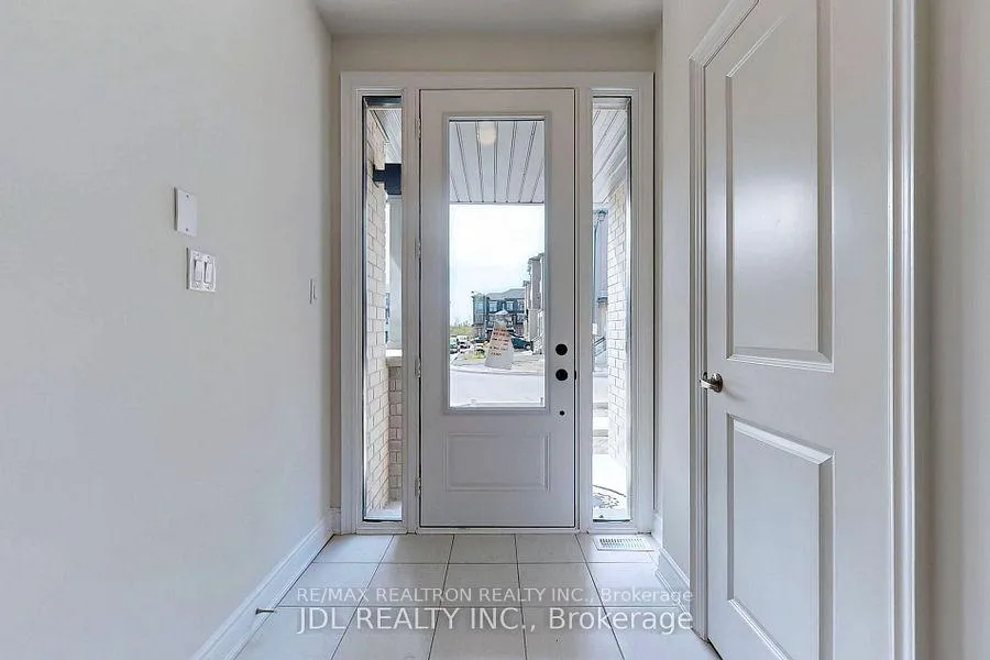 Photo 2 of 169 Tennant Circle, Vaughan, Vellore Village — HOMEH