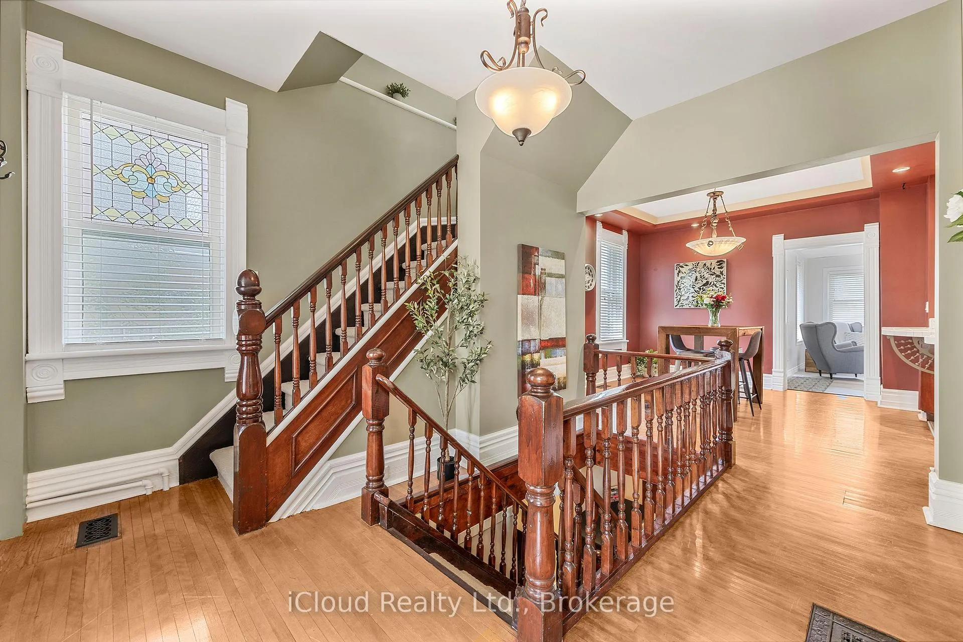 Photo 4 of 263 Main Street E, Minto — HOMEH