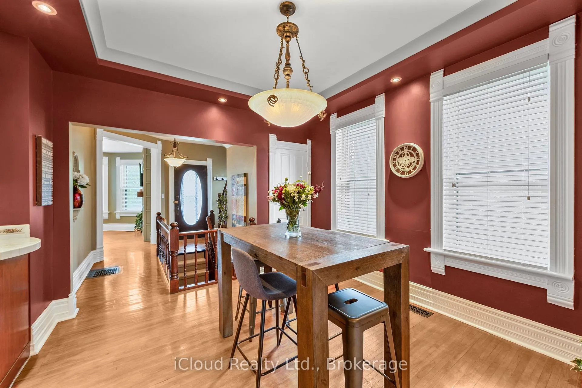 Photo 10 of 263 Main Street E, Minto — HOMEH