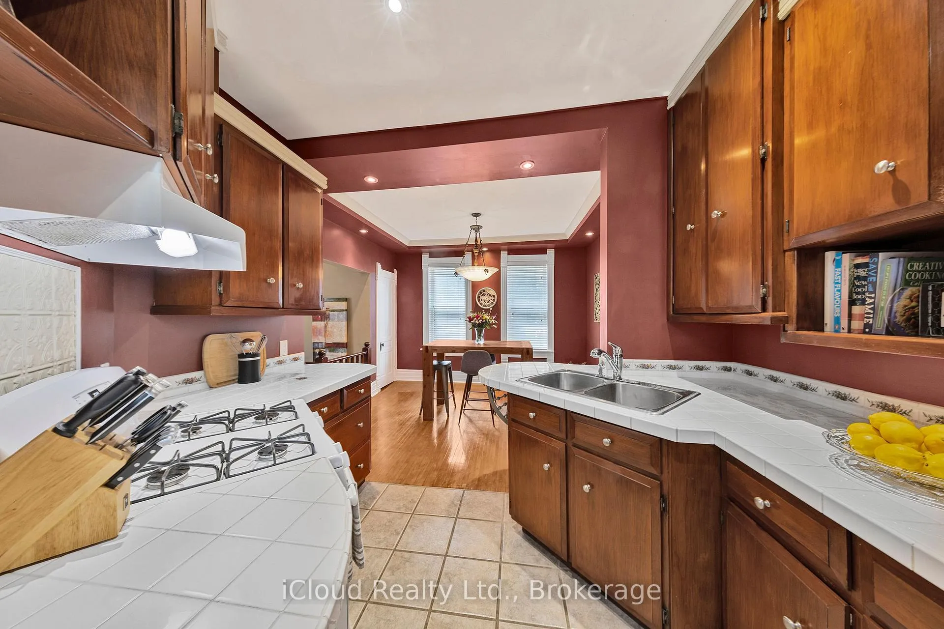 Photo 14 of 263 Main Street E, Minto — HOMEH