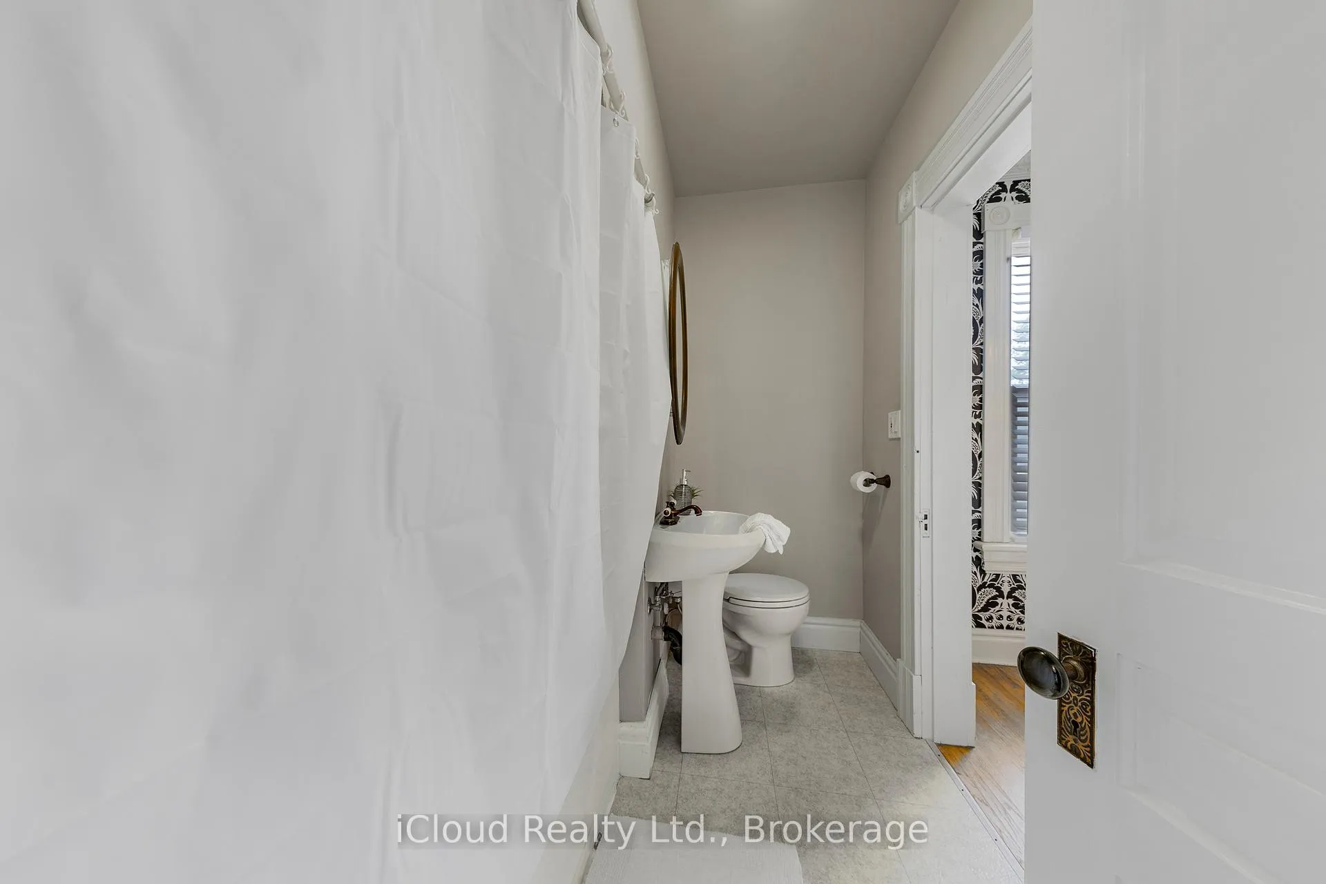 Photo 27 of 263 Main Street E, Minto — HOMEH