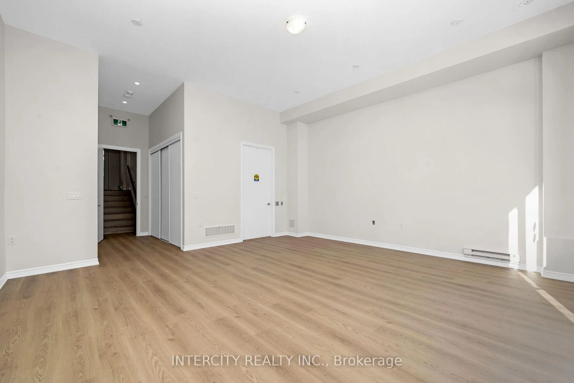 Photo 5 of Unit 3, 382 Tim Manley Avenue, Caledon, Rural Caledon — HOMEH
