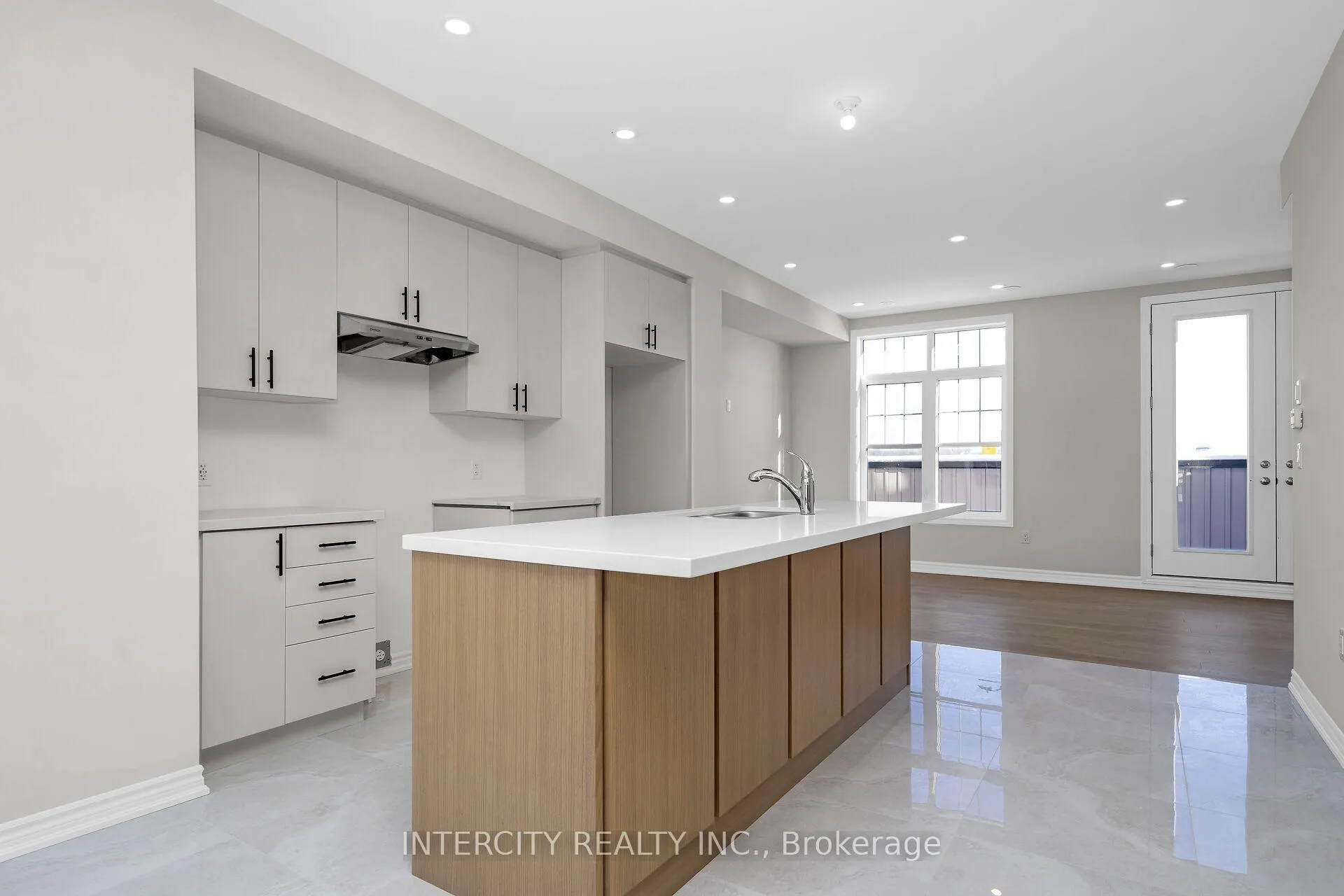 Photo 9 of Unit 3, 382 Tim Manley Avenue, Caledon, Rural Caledon — HOMEH
