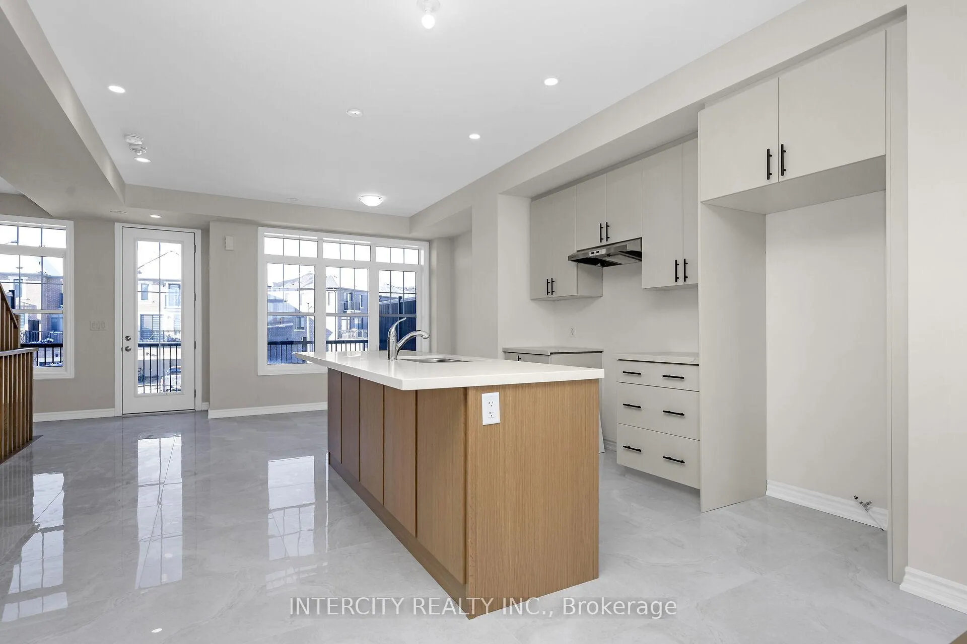 Photo 12 of Unit 3, 382 Tim Manley Avenue, Caledon, Rural Caledon — HOMEH