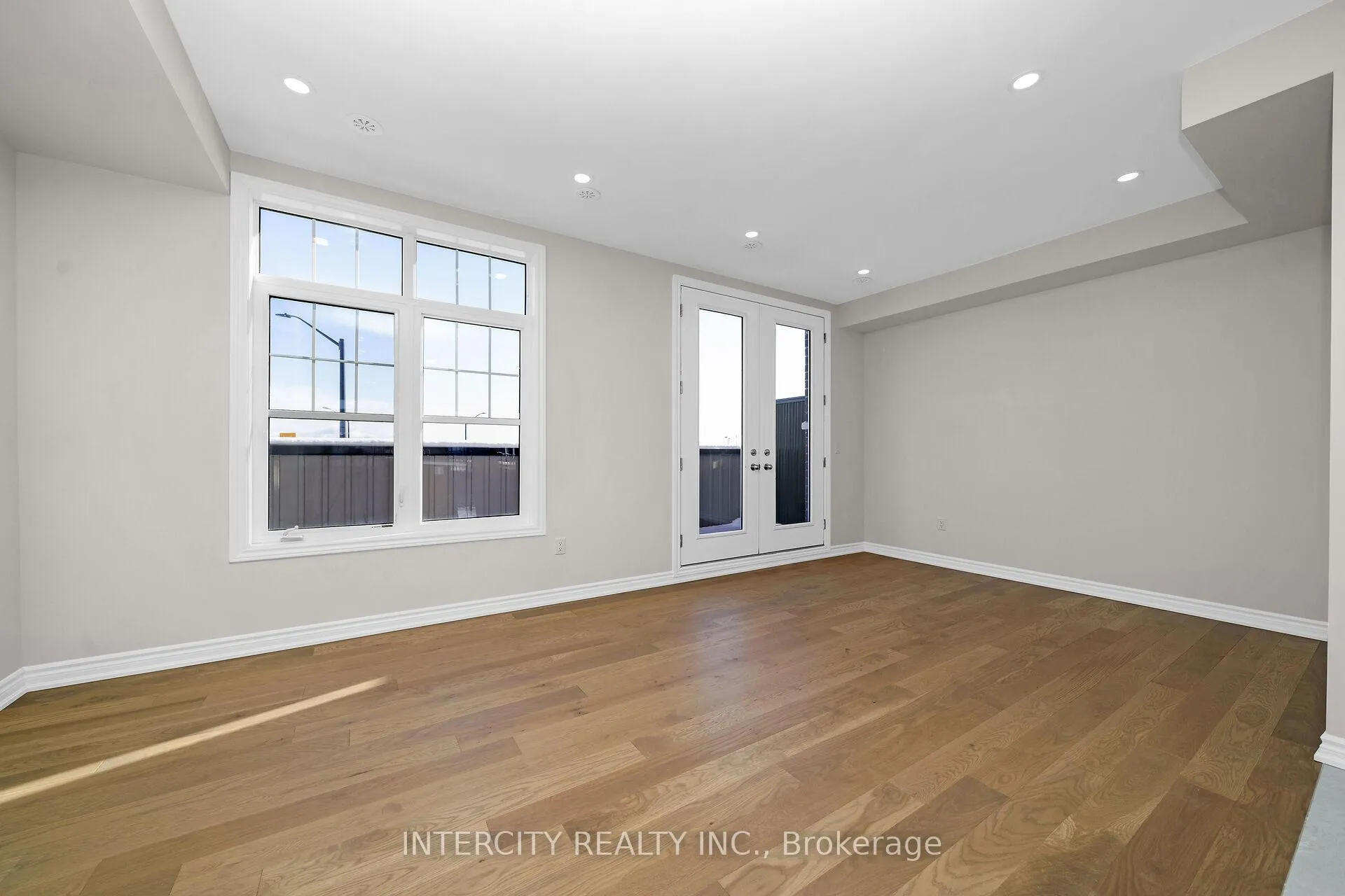 Photo 13 of Unit 3, 382 Tim Manley Avenue, Caledon, Rural Caledon — HOMEH