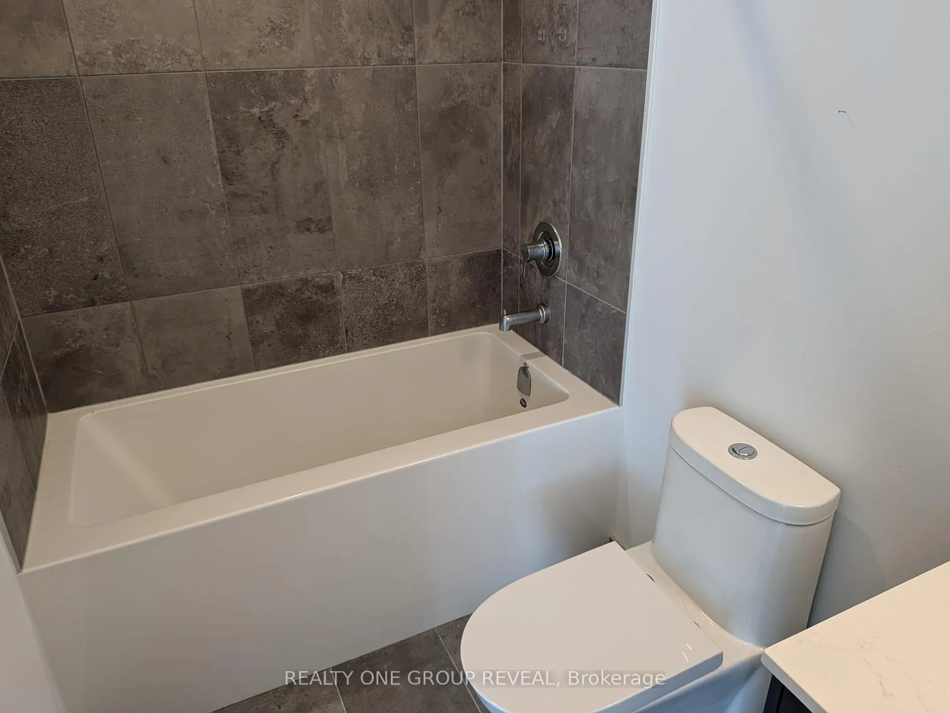 Photo 24 of Unit 203, 1601 Charles Street, Whitby, Port Whitby — HOMEH