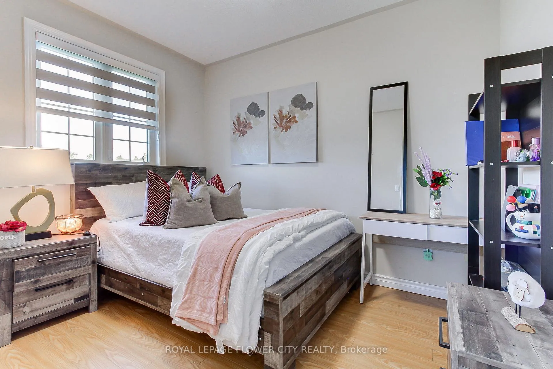 Photo 32 of 4161 White Road, Port Colborne, Bethel — HOMEH