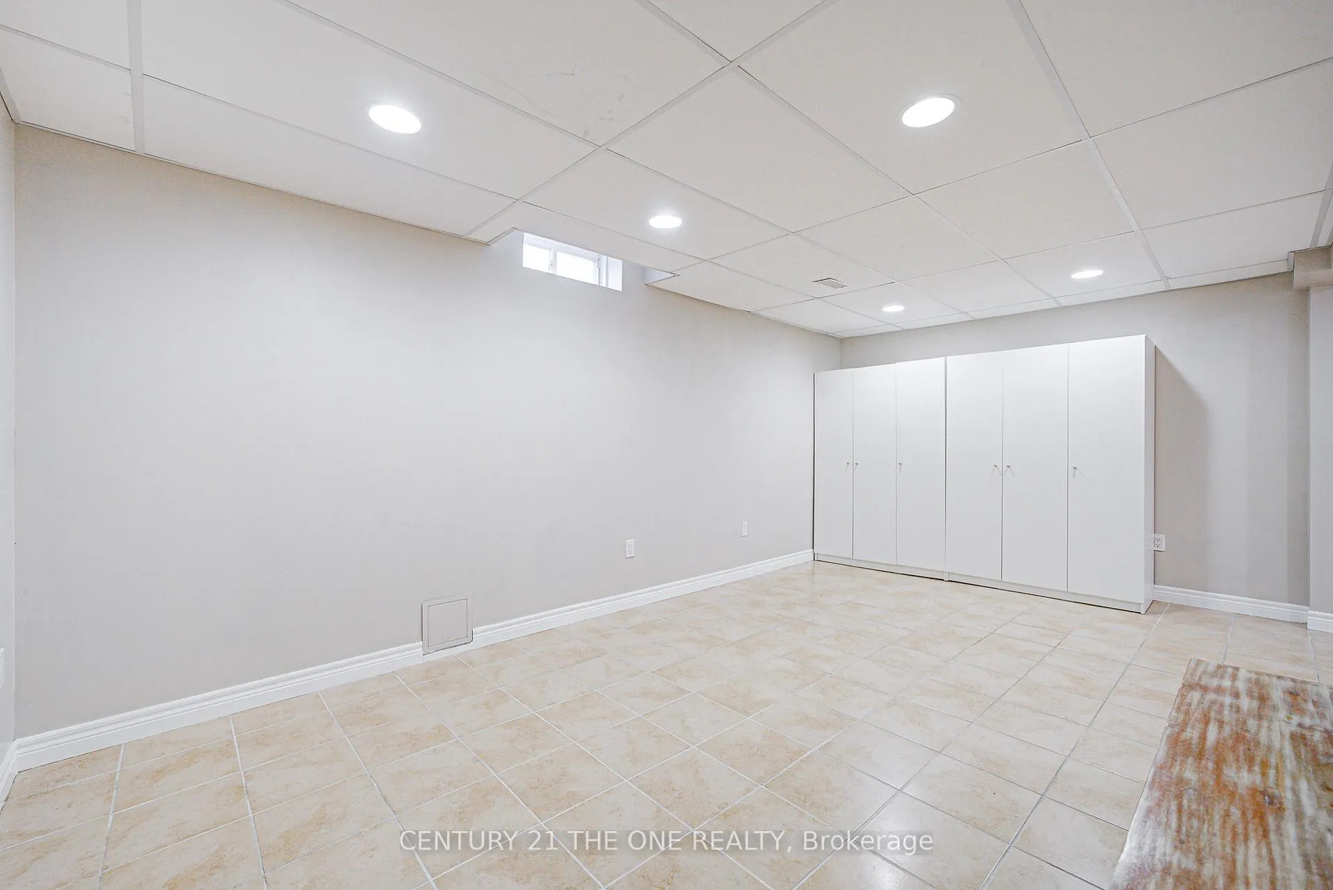 Photo 10 of 16 Martell Gate, Aurora, Bayview Northeast — HOMEH