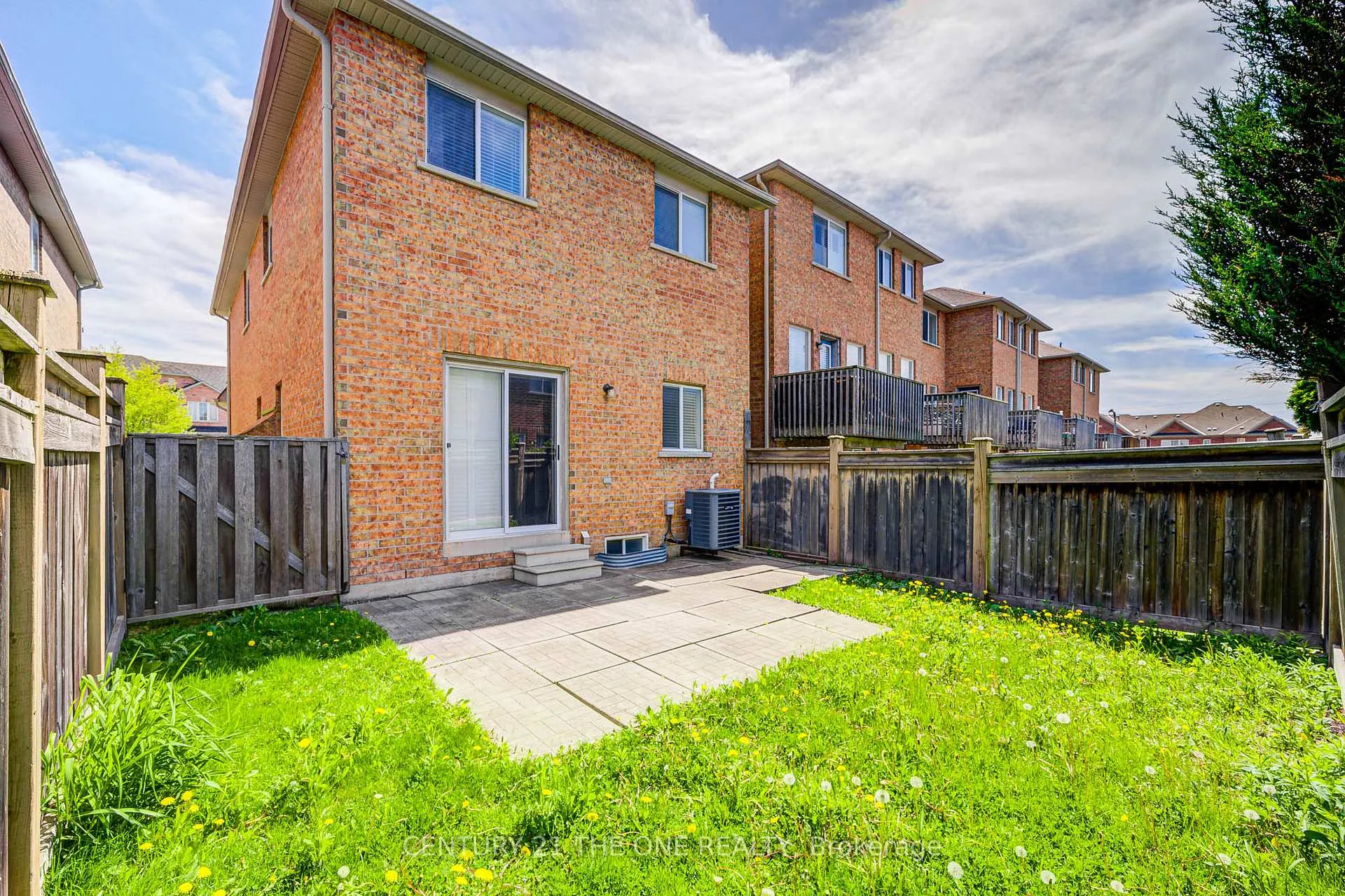 Photo 18 of 16 Martell Gate, Aurora, Bayview Northeast — HOMEH