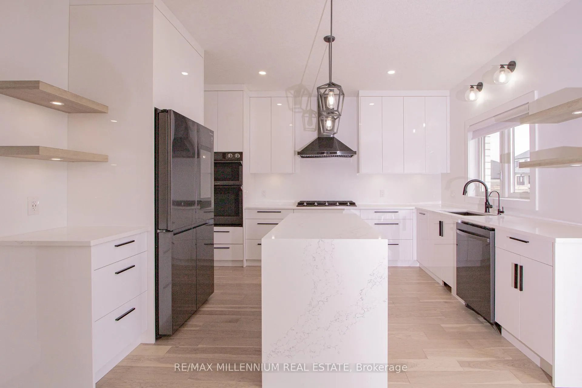 Photo 6 of 195 Boardwalk Way, Thames Centre, Dorchester — HOMEH