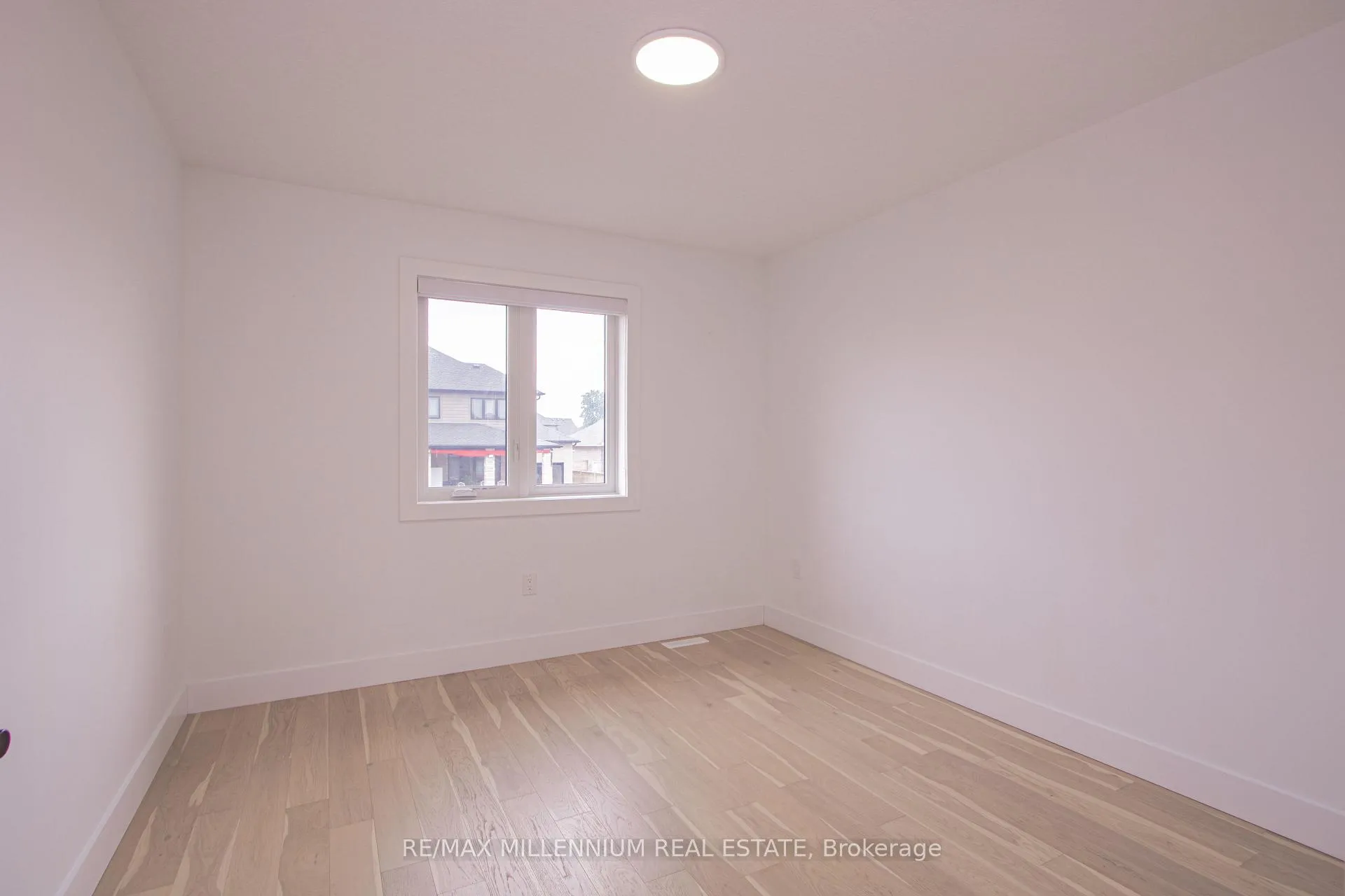 Photo 25 of 195 Boardwalk Way, Thames Centre, Dorchester — HOMEH