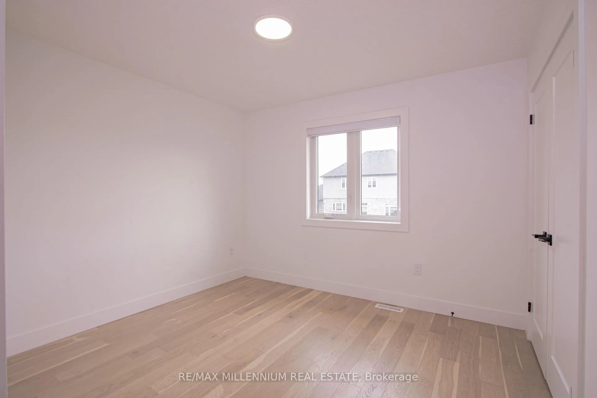 Photo 27 of 195 Boardwalk Way, Thames Centre, Dorchester — HOMEH