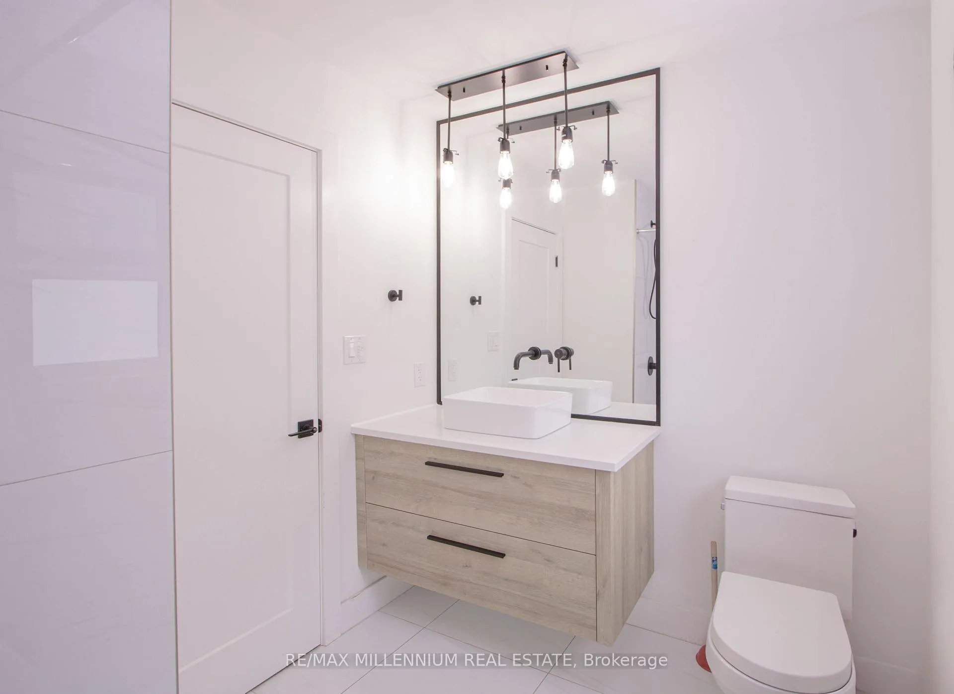 Photo 32 of 195 Boardwalk Way, Thames Centre, Dorchester — HOMEH