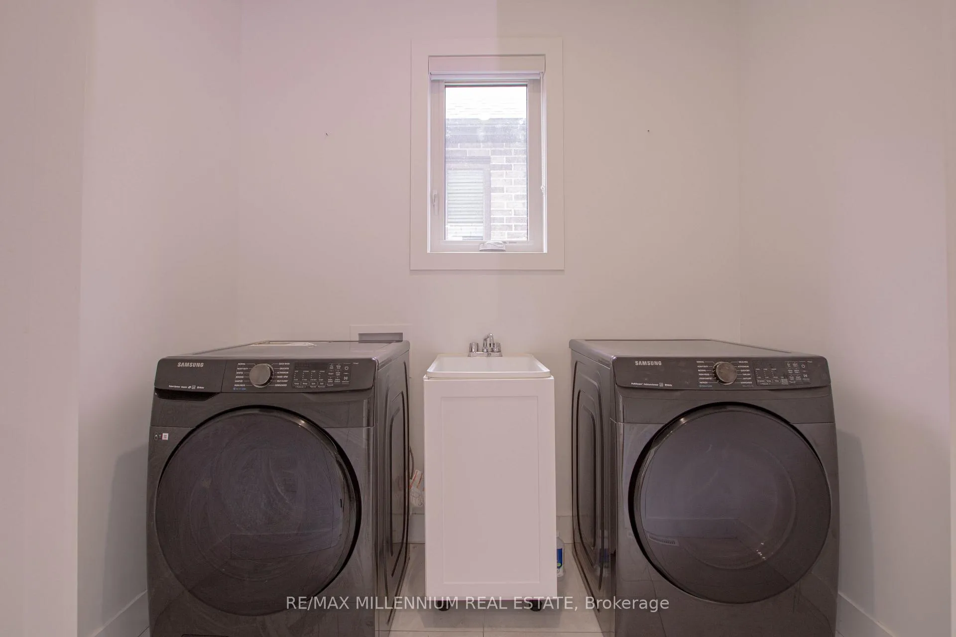 Photo 36 of 195 Boardwalk Way, Thames Centre, Dorchester — HOMEH