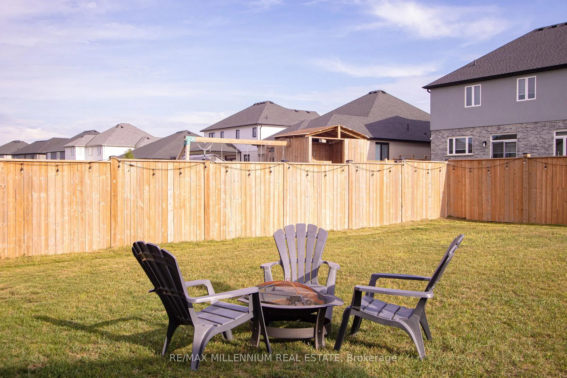Photo 37 of 195 Boardwalk Way, Thames Centre, Dorchester — HOMEH