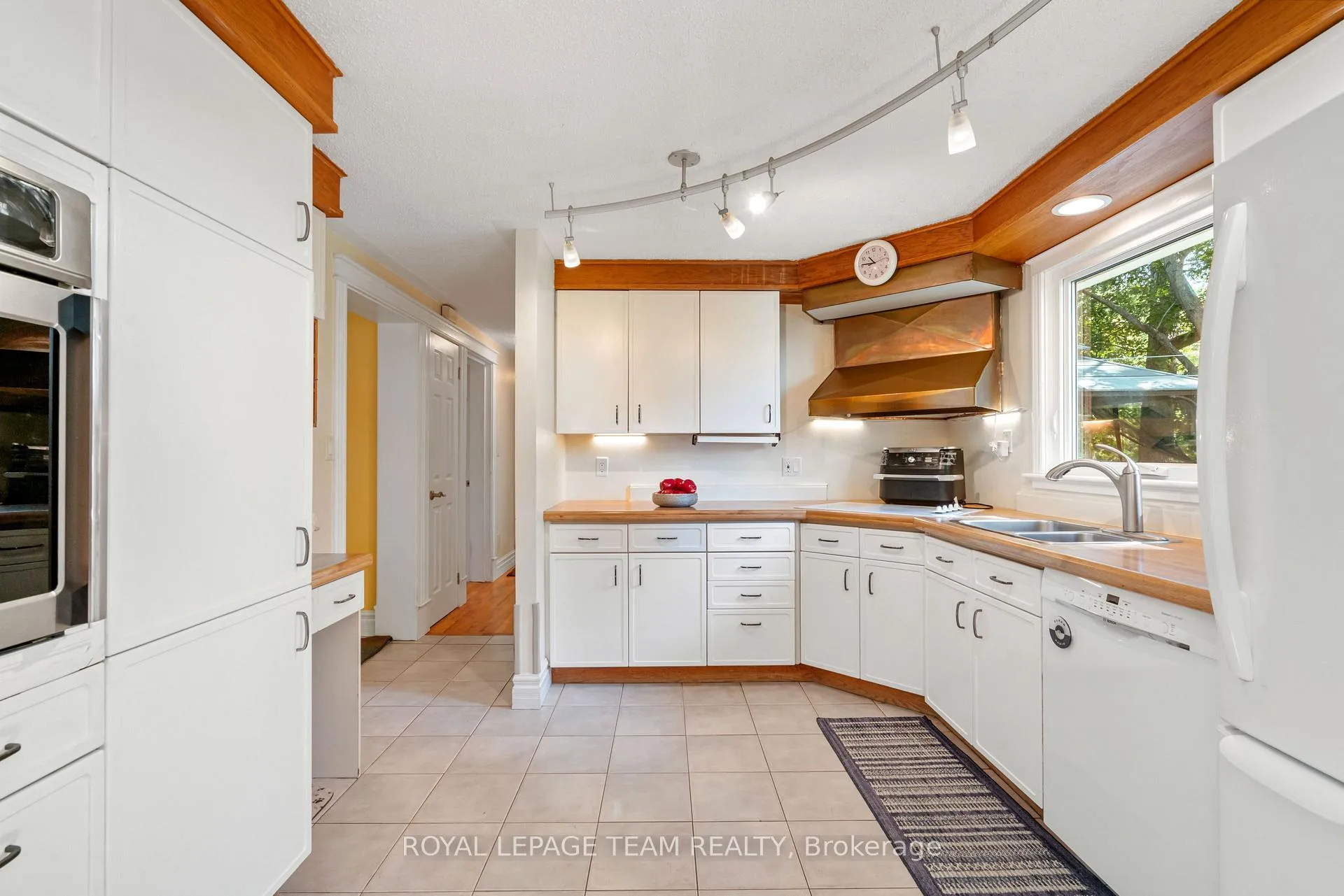 Photo 11 of 11 Sutton Drive, Edwardsburgh/Cardinal, Edwardsburgh/Cardinal Twp — HOMEH