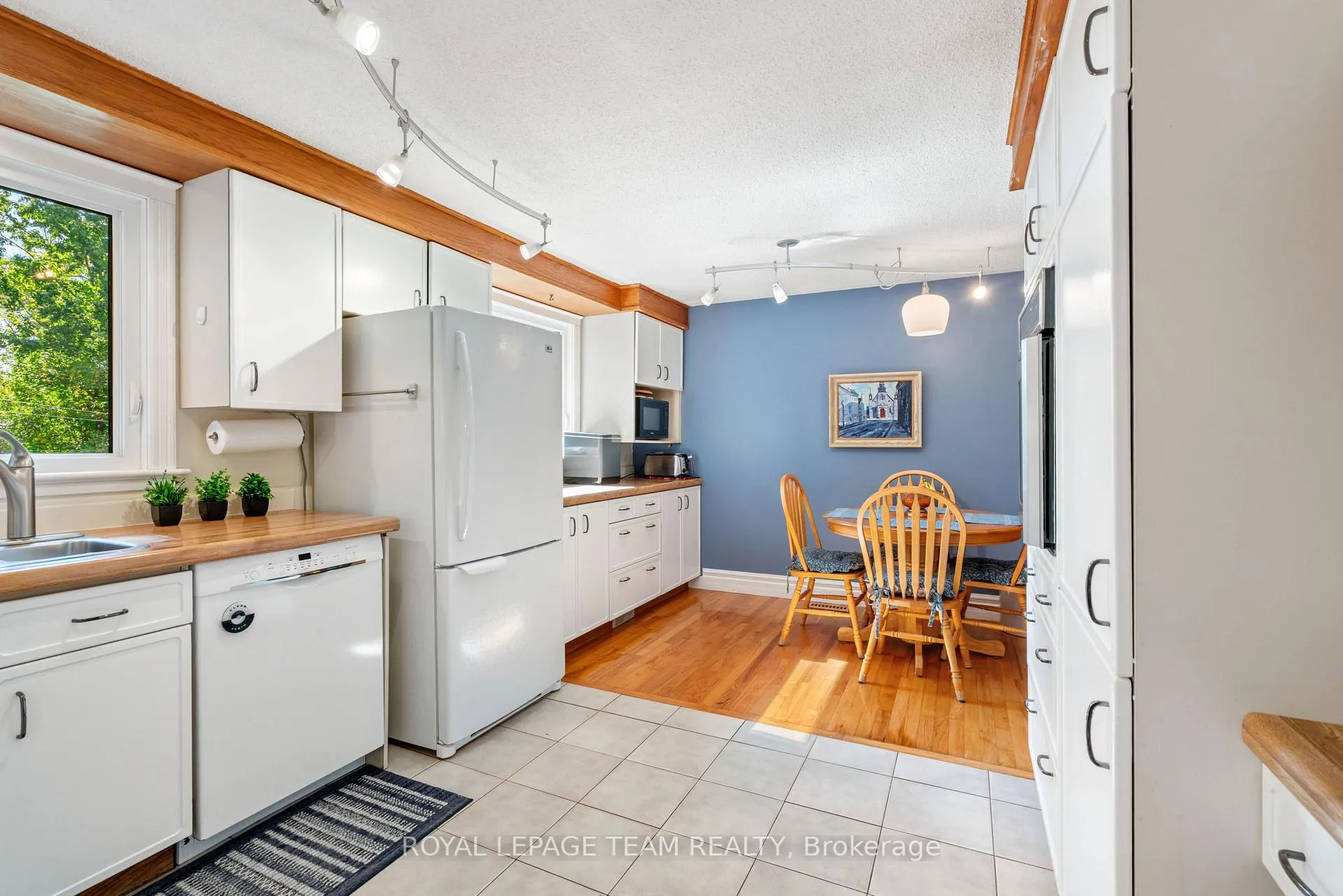 Photo 13 of 11 Sutton Drive, Edwardsburgh/Cardinal, Edwardsburgh/Cardinal Twp — HOMEH