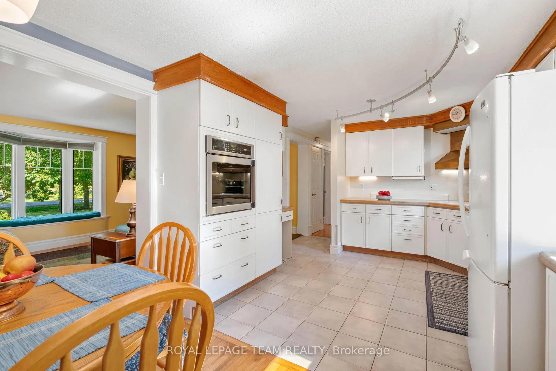 Photo 14 of 11 Sutton Drive, Edwardsburgh/Cardinal, Edwardsburgh/Cardinal Twp — HOMEH