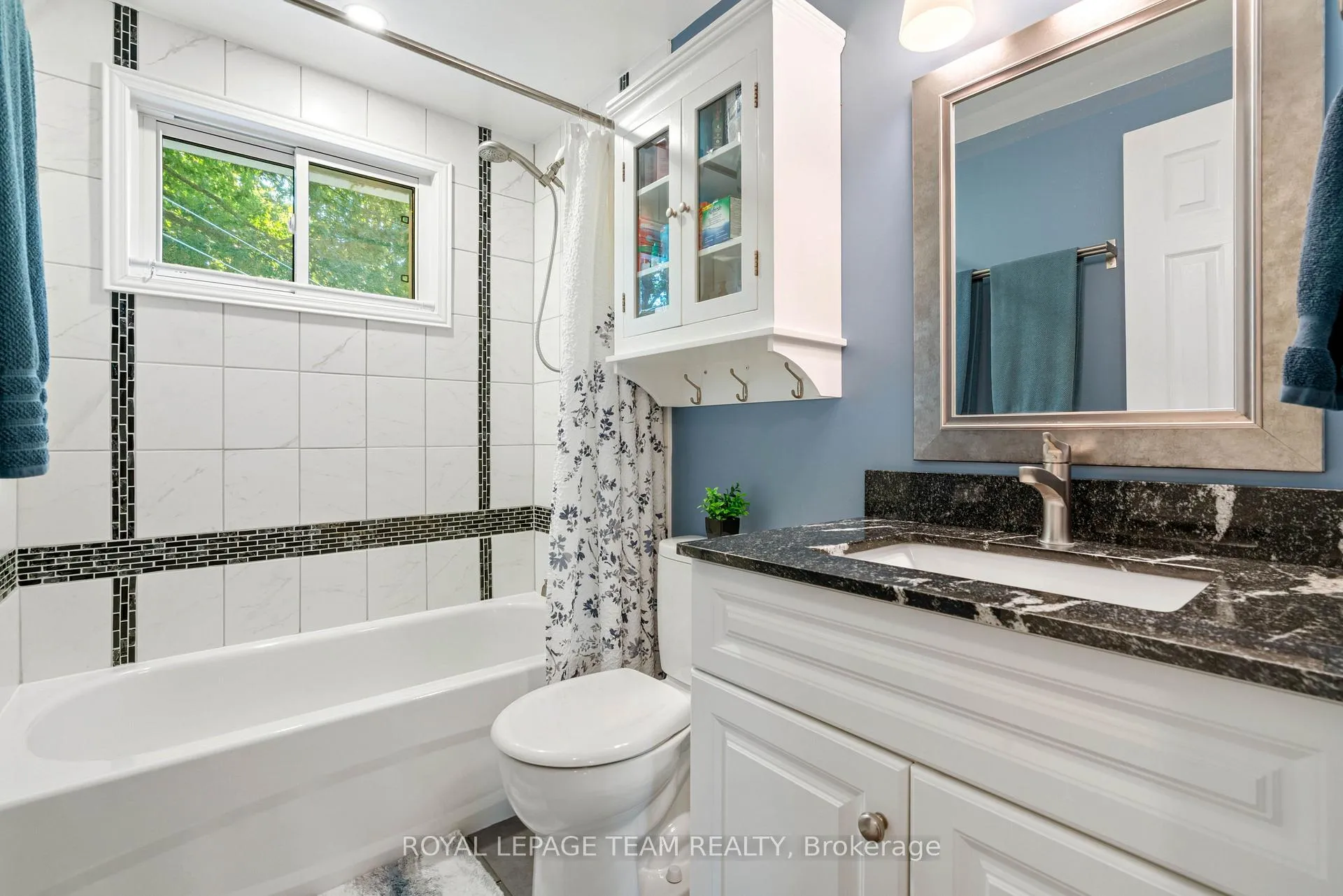 Photo 21 of 11 Sutton Drive, Edwardsburgh/Cardinal, Edwardsburgh/Cardinal Twp — HOMEH