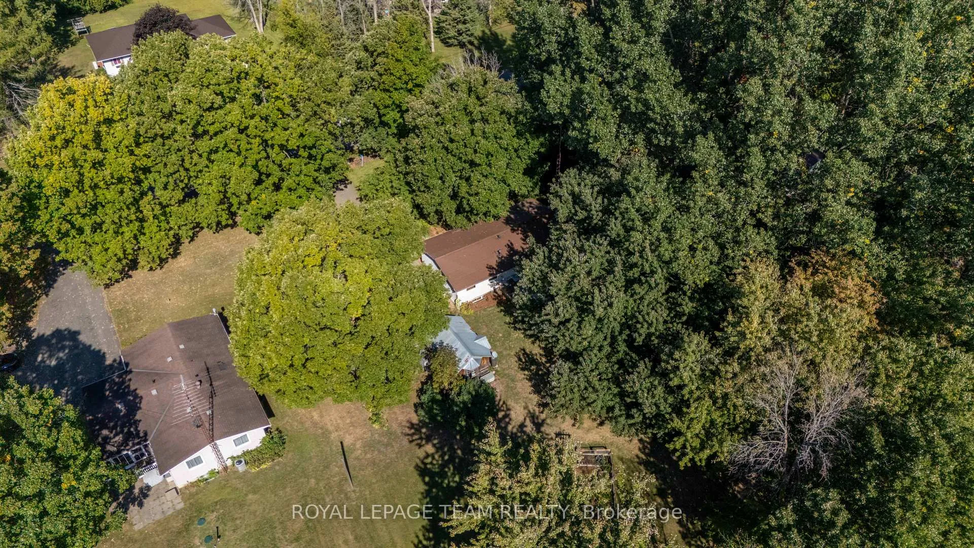 Photo 42 of 11 Sutton Drive, Edwardsburgh/Cardinal, Edwardsburgh/Cardinal Twp — HOMEH