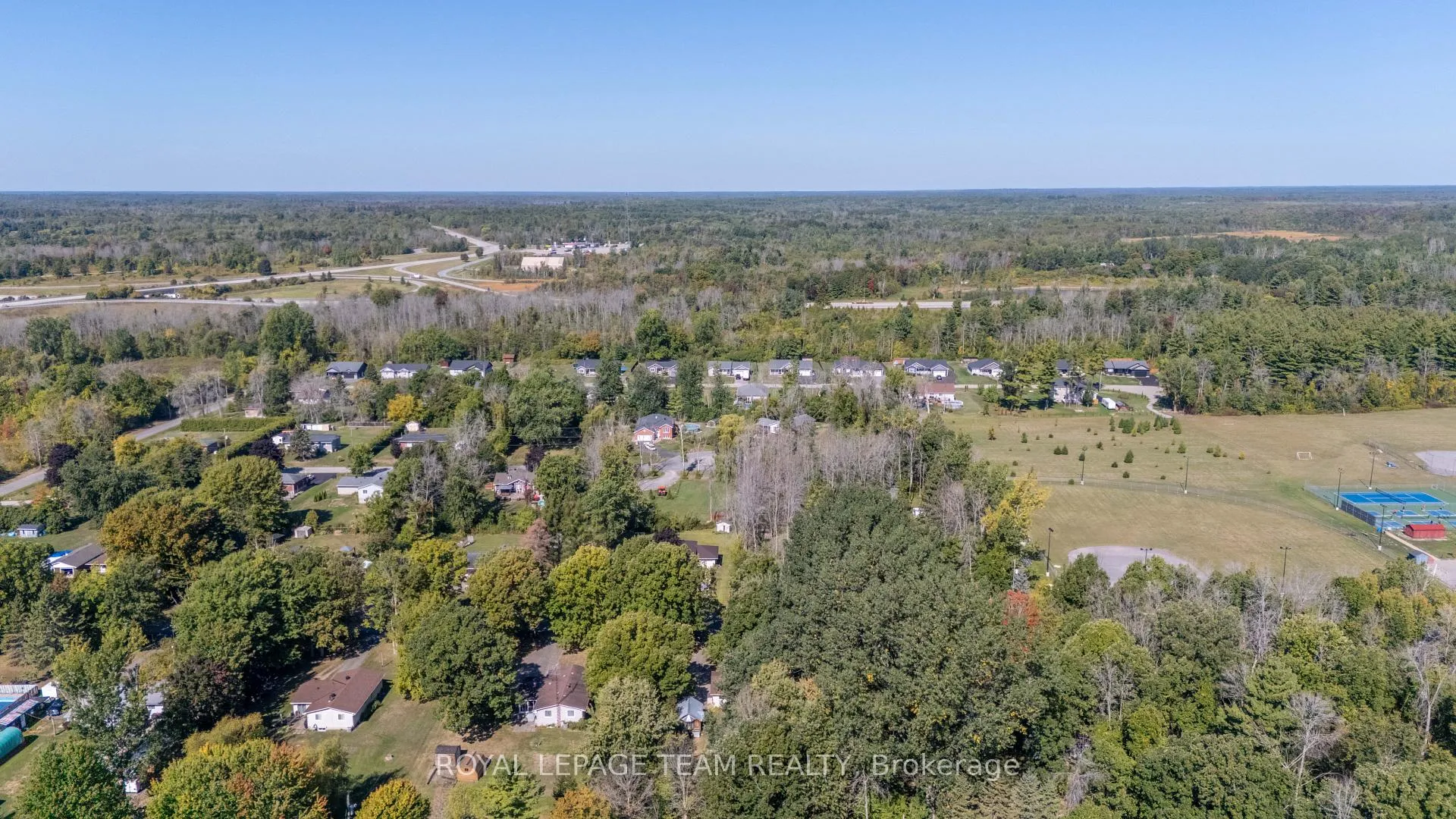 Photo 43 of 11 Sutton Drive, Edwardsburgh/Cardinal, Edwardsburgh/Cardinal Twp — HOMEH