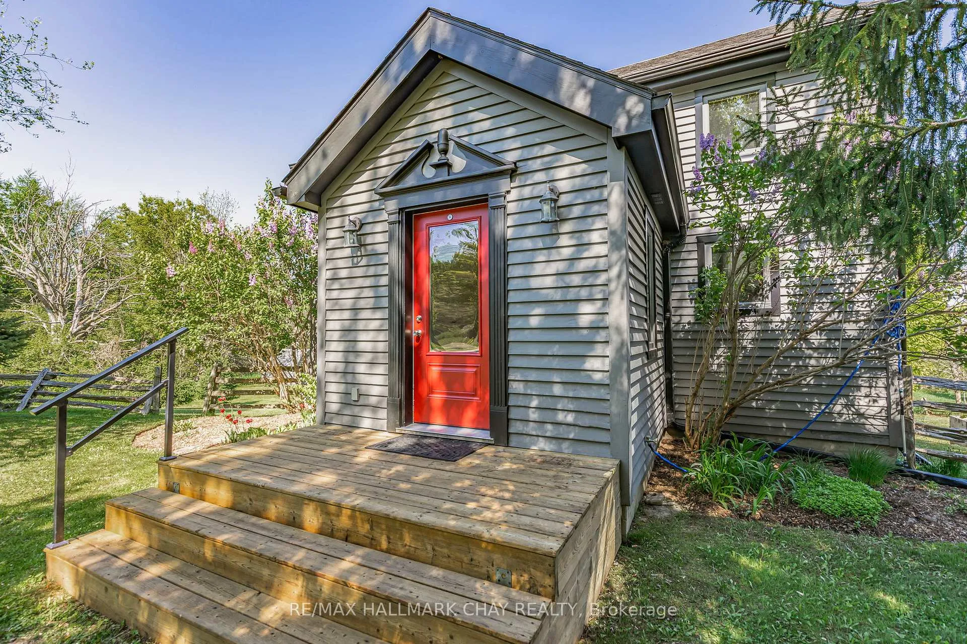 Photo 32 of 795167 Third Line EHS, Mono, Rural Mono — HOMEH