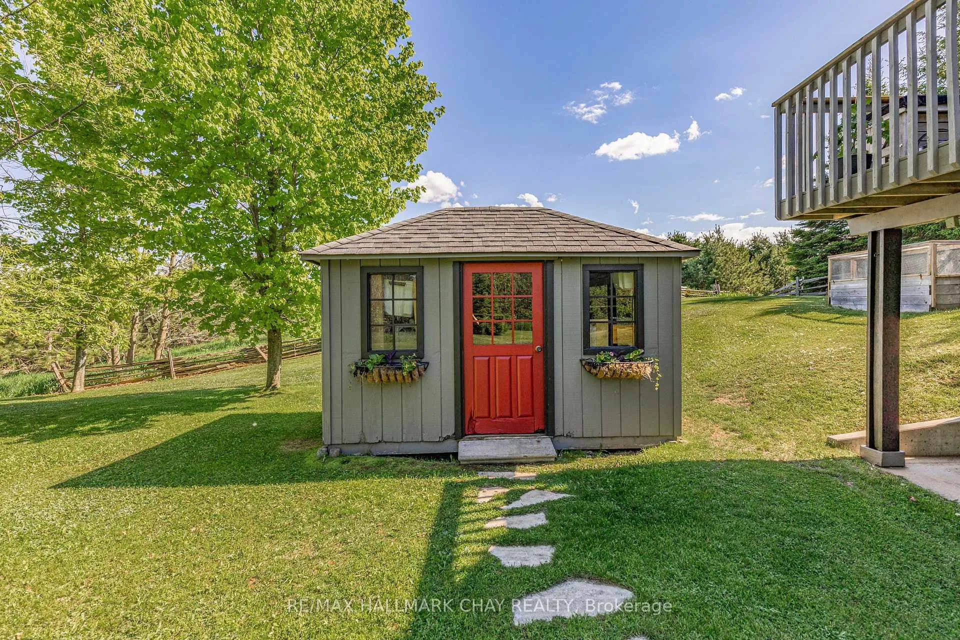 Photo 35 of 795167 Third Line EHS, Mono, Rural Mono — HOMEH