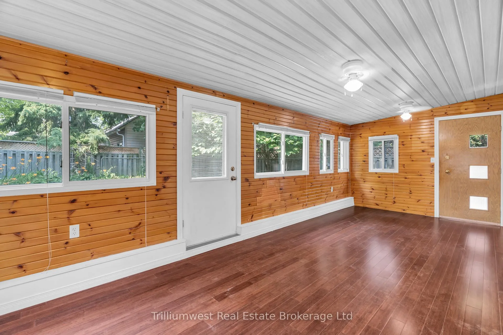 Photo 11 of 14 Rosedale Avenue, Guelph, St. George's — HOMEH