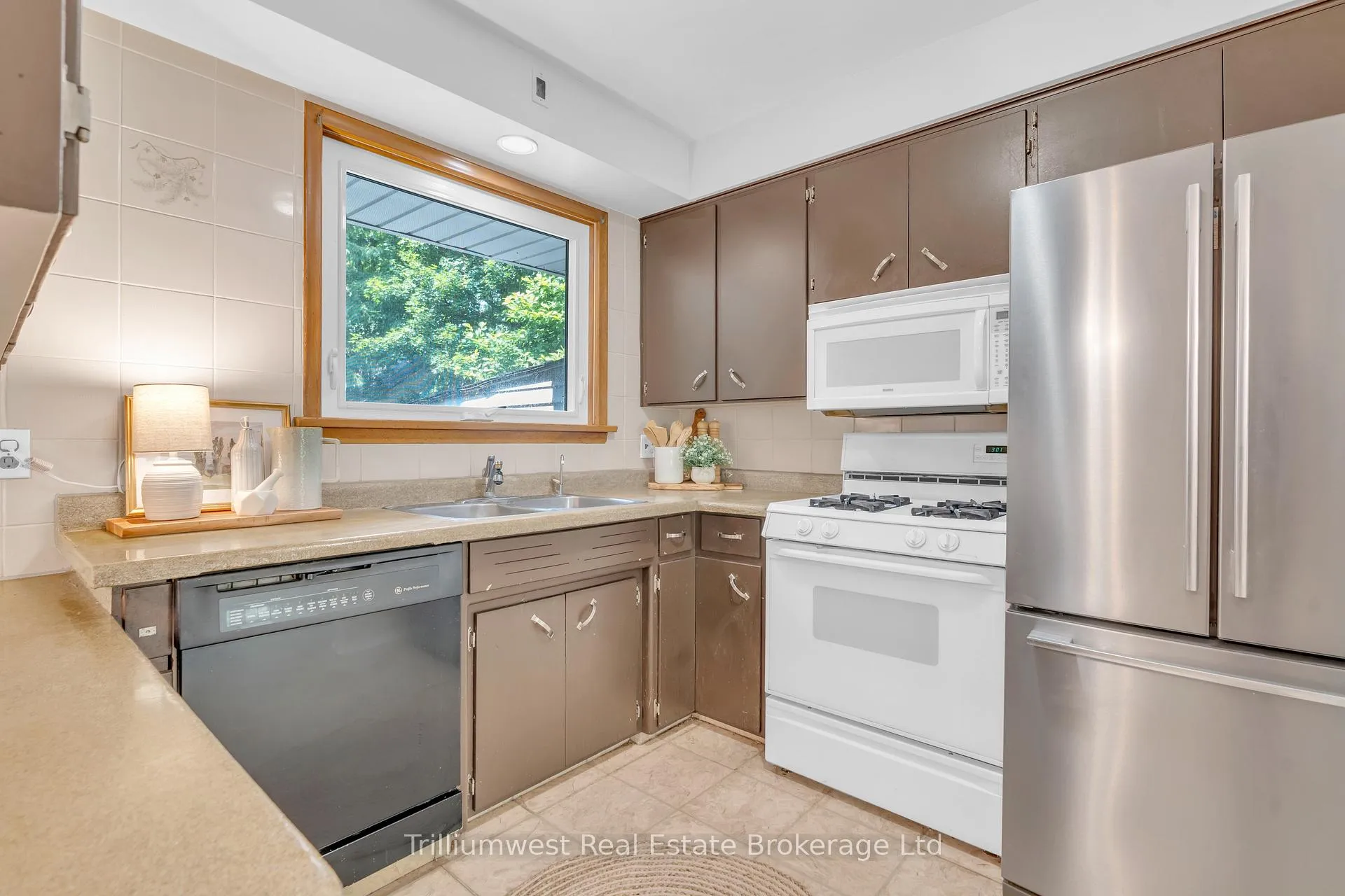 Photo 22 of 14 Rosedale Avenue, Guelph, St. George's — HOMEH