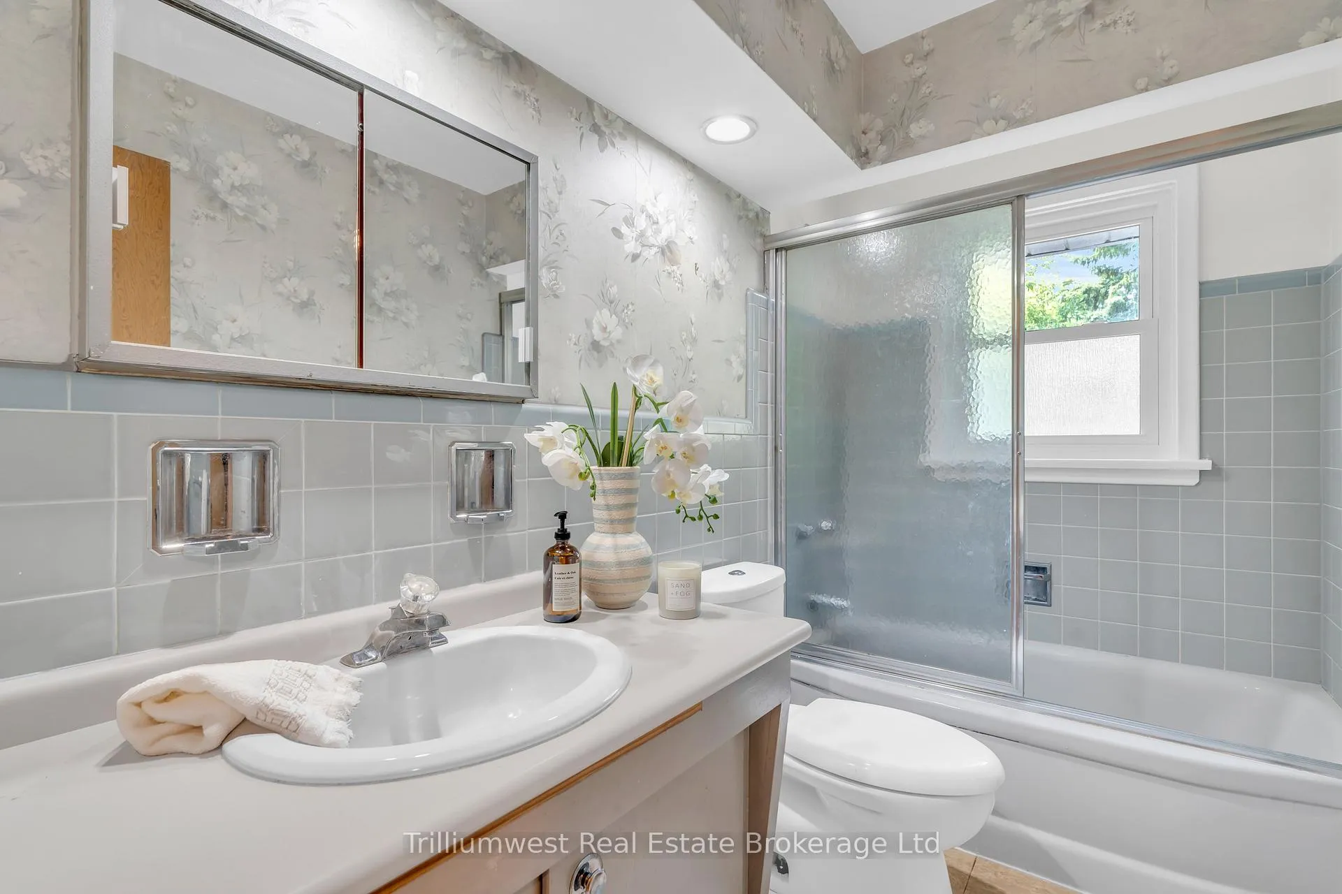 Photo 30 of 14 Rosedale Avenue, Guelph, St. George's — HOMEH