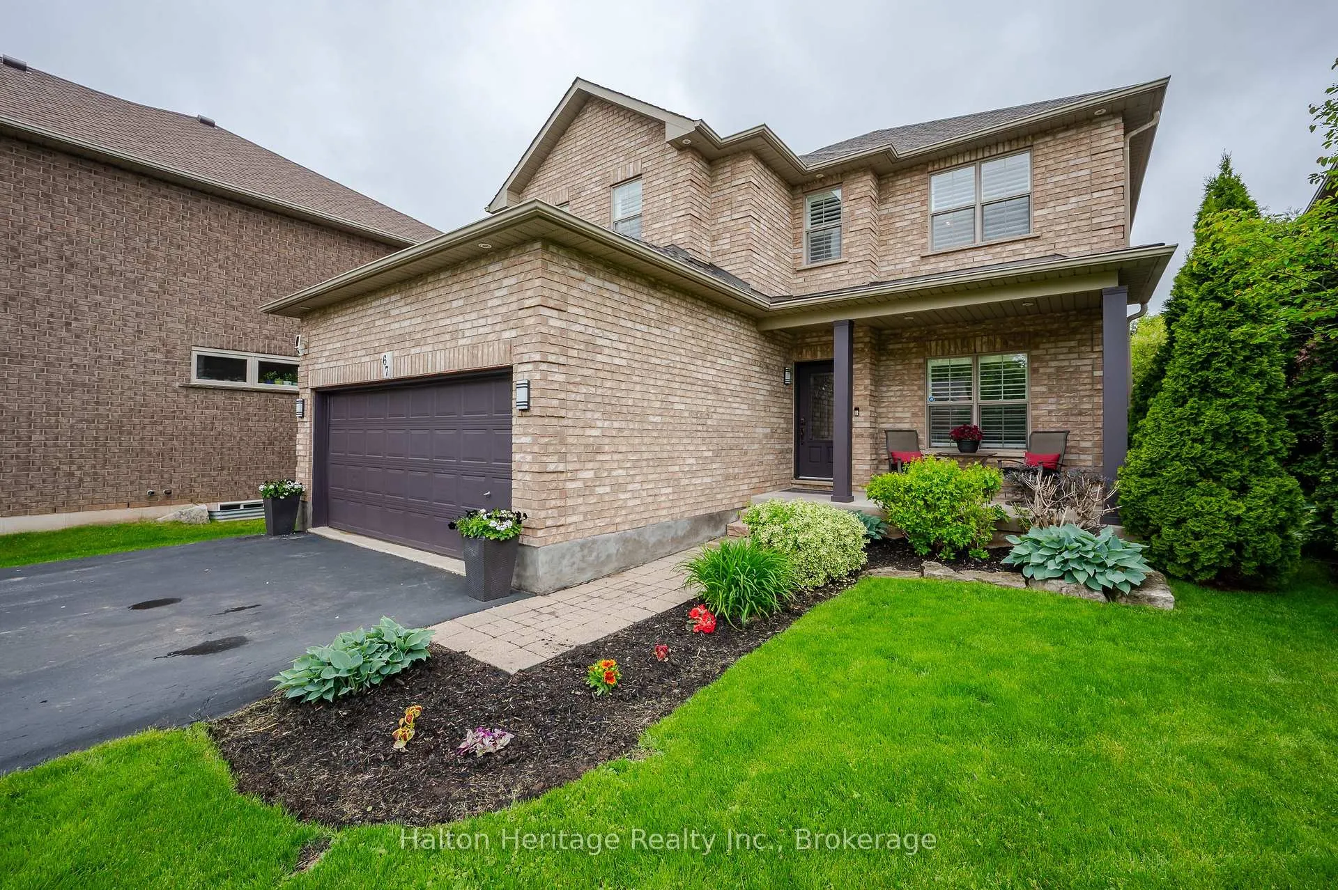 Photo 1 of 67 Commando Court, Hamilton, Waterdown — HOMEH