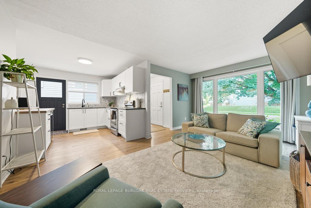 Photo 11 of 749 Hager Avenue, Burlington, Brant — HOMEH