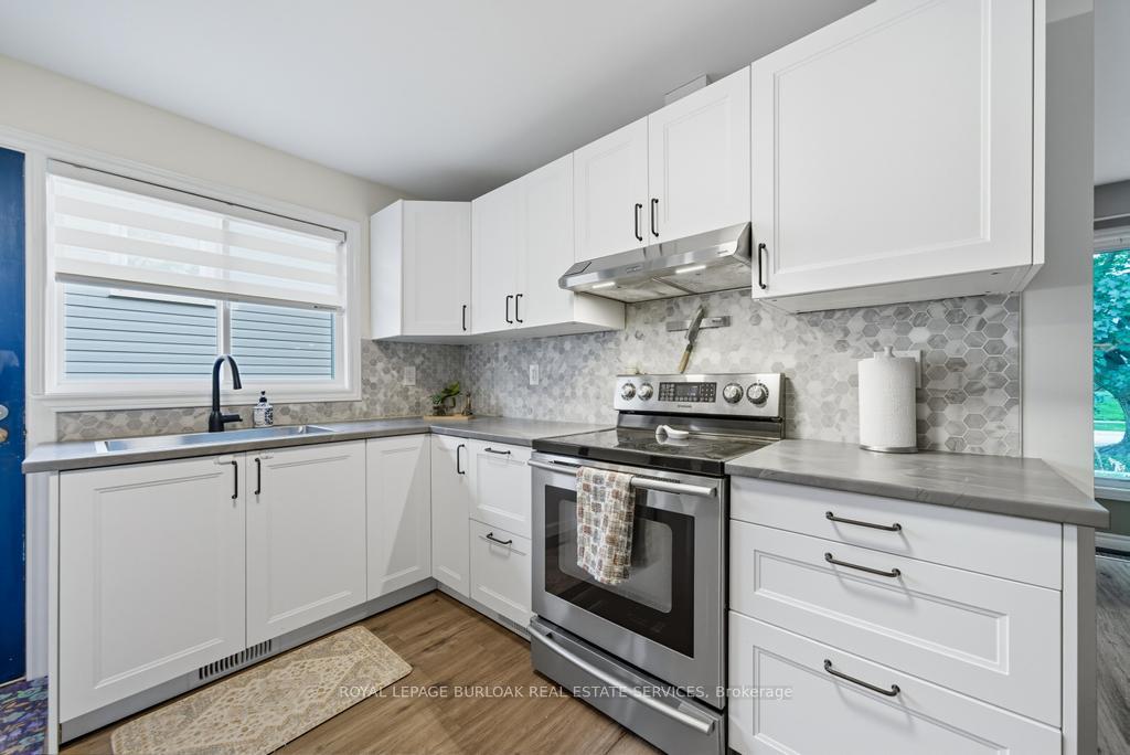 Photo 15 of 749 Hager Avenue, Burlington, Brant — HOMEH