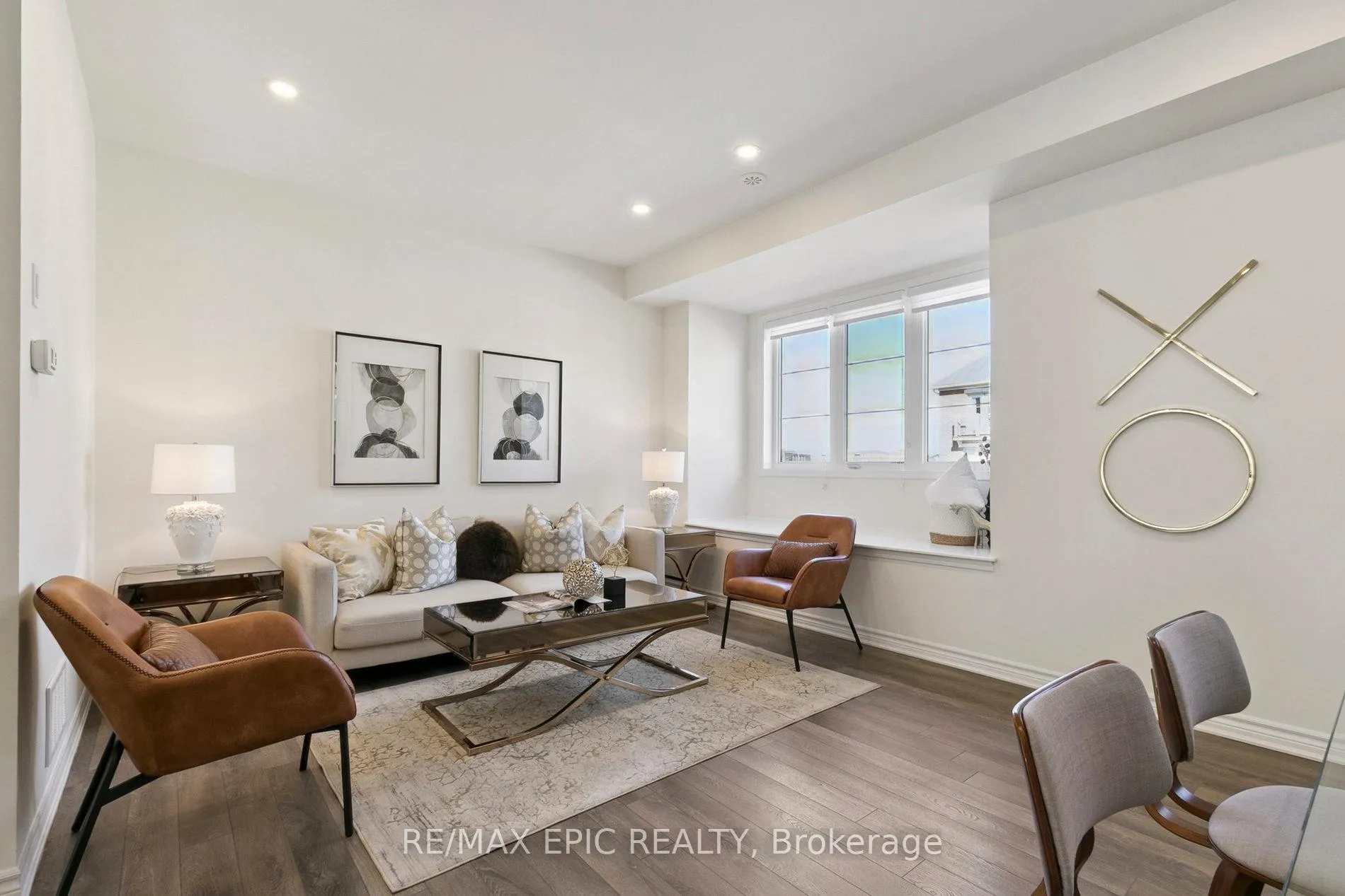 Photo 15 of 243 Rustle Woods Avenue, Markham, Cornell — HOMEH