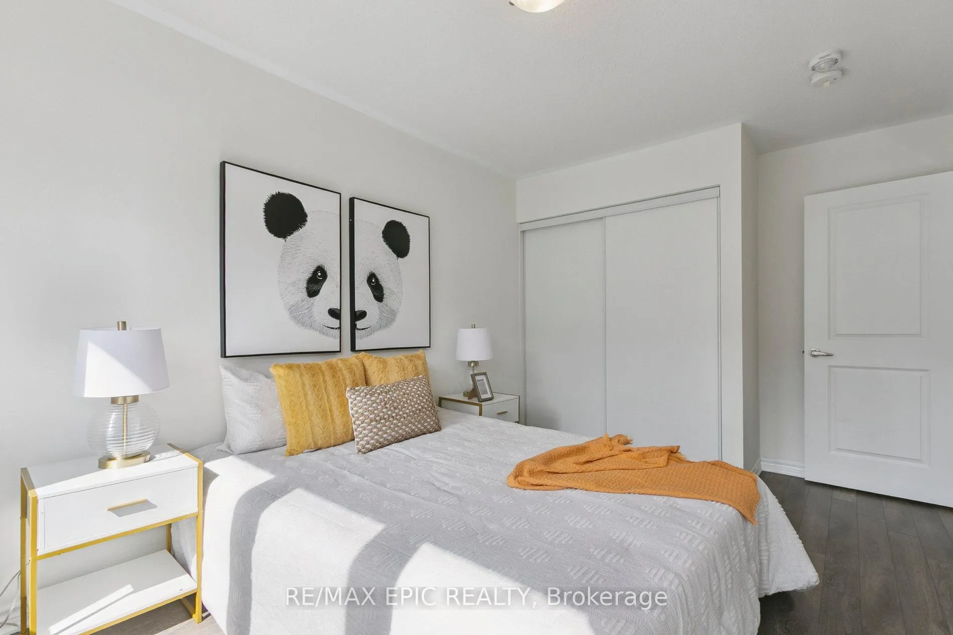 Photo 21 of 243 Rustle Woods Avenue, Markham, Cornell — HOMEH