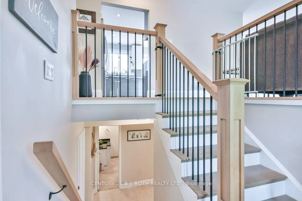 Photo 3 of 53 Belmont Crescent, Springwater, Midhurst — HOMEH