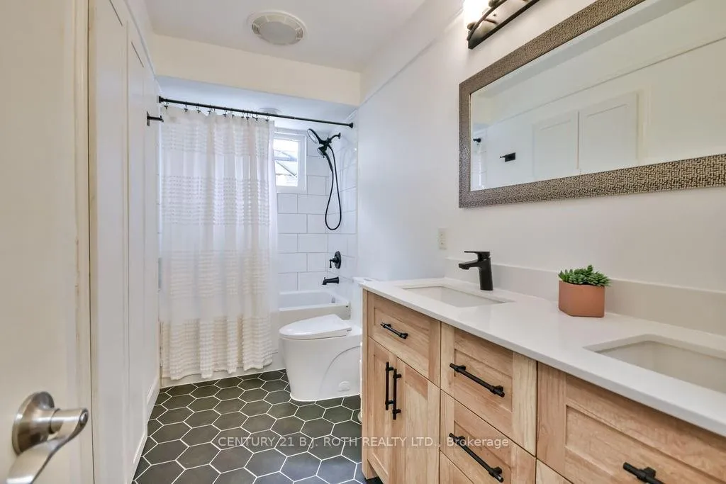 Photo 17 of 53 Belmont Crescent, Springwater, Midhurst — HOMEH