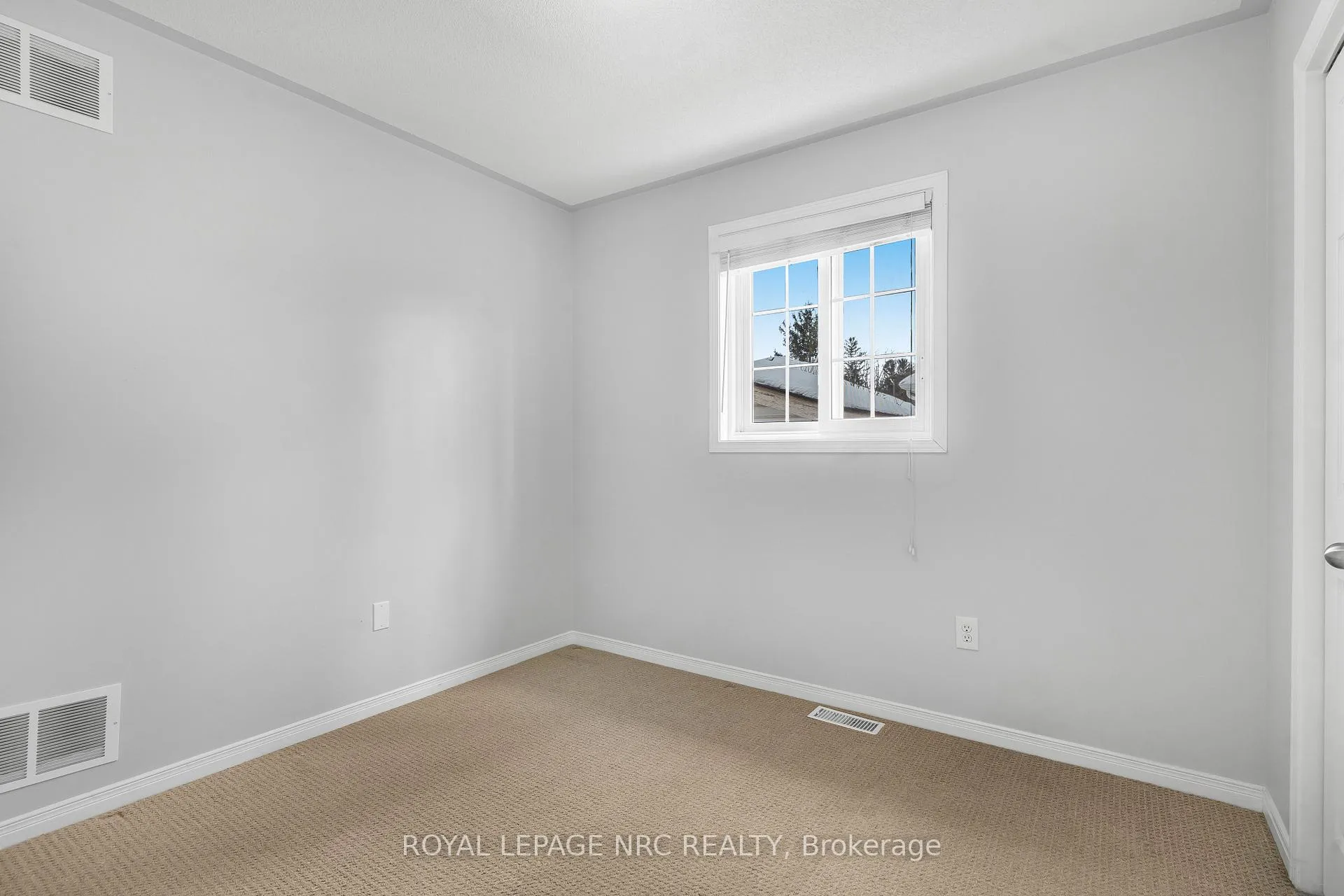 Photo 14 of 326 Beckett Crescent, Pelham, Fonthill — HOMEH