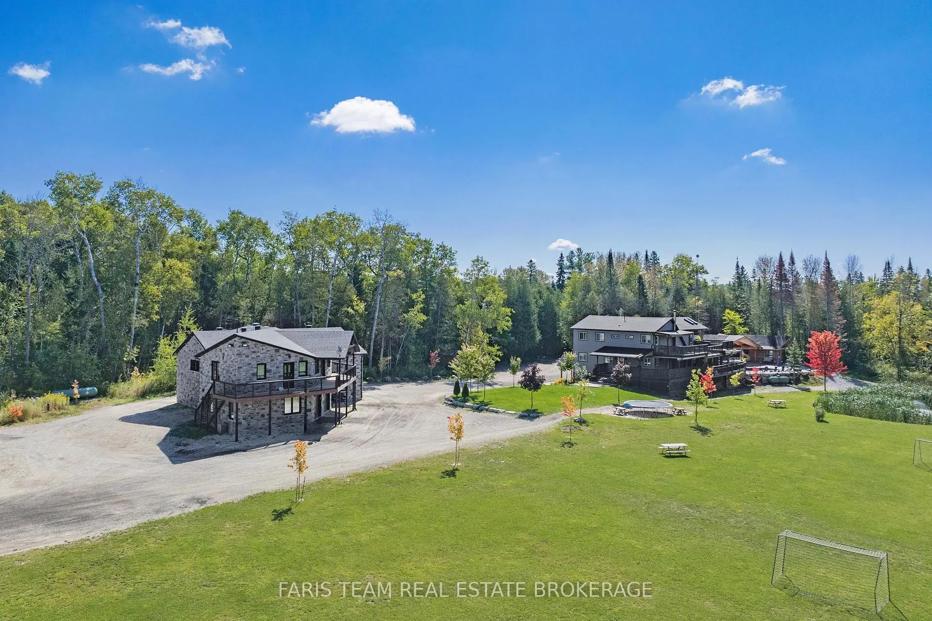 Photo 2 of 2642 5th Line, Innisfil, Rural Innisfil — HOMEH
