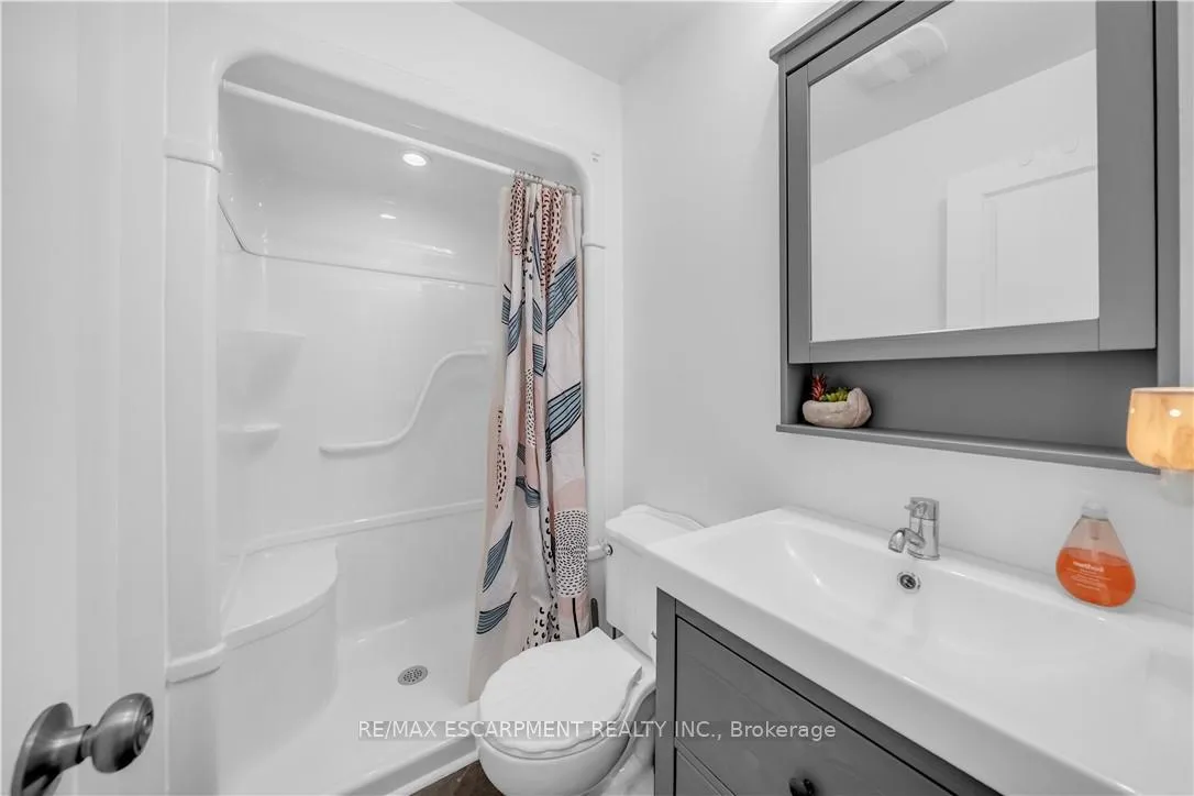 Photo 20 of 644 Elm Street, Port Colborne, Main Street — HOMEH