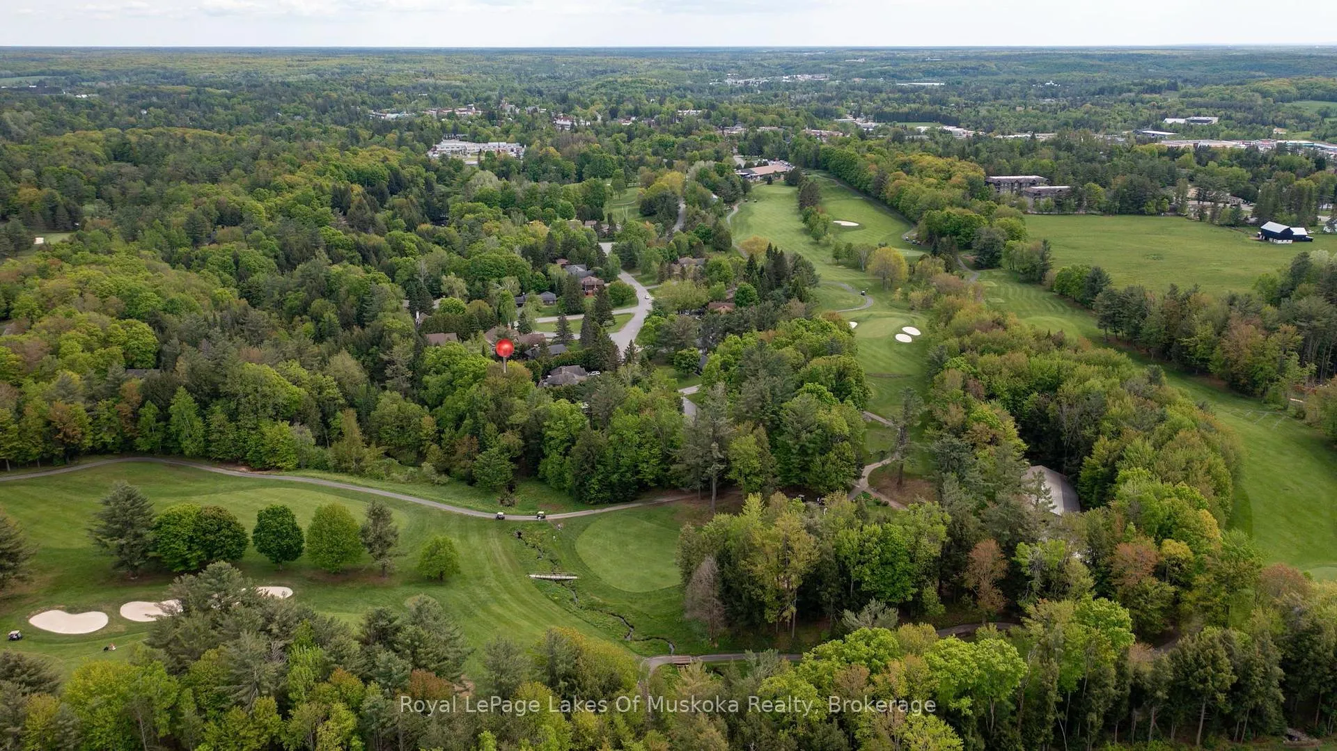 Photo 6 of 31 Curling Road, Bracebridge, Macaulay — HOMEH