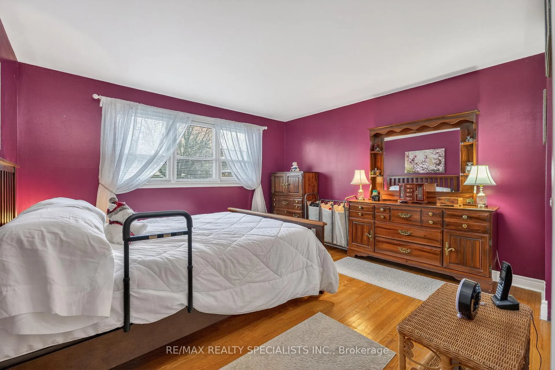 Photo 15 of 61 Moore Park Crescent, Halton Hills, Georgetown — HOMEH