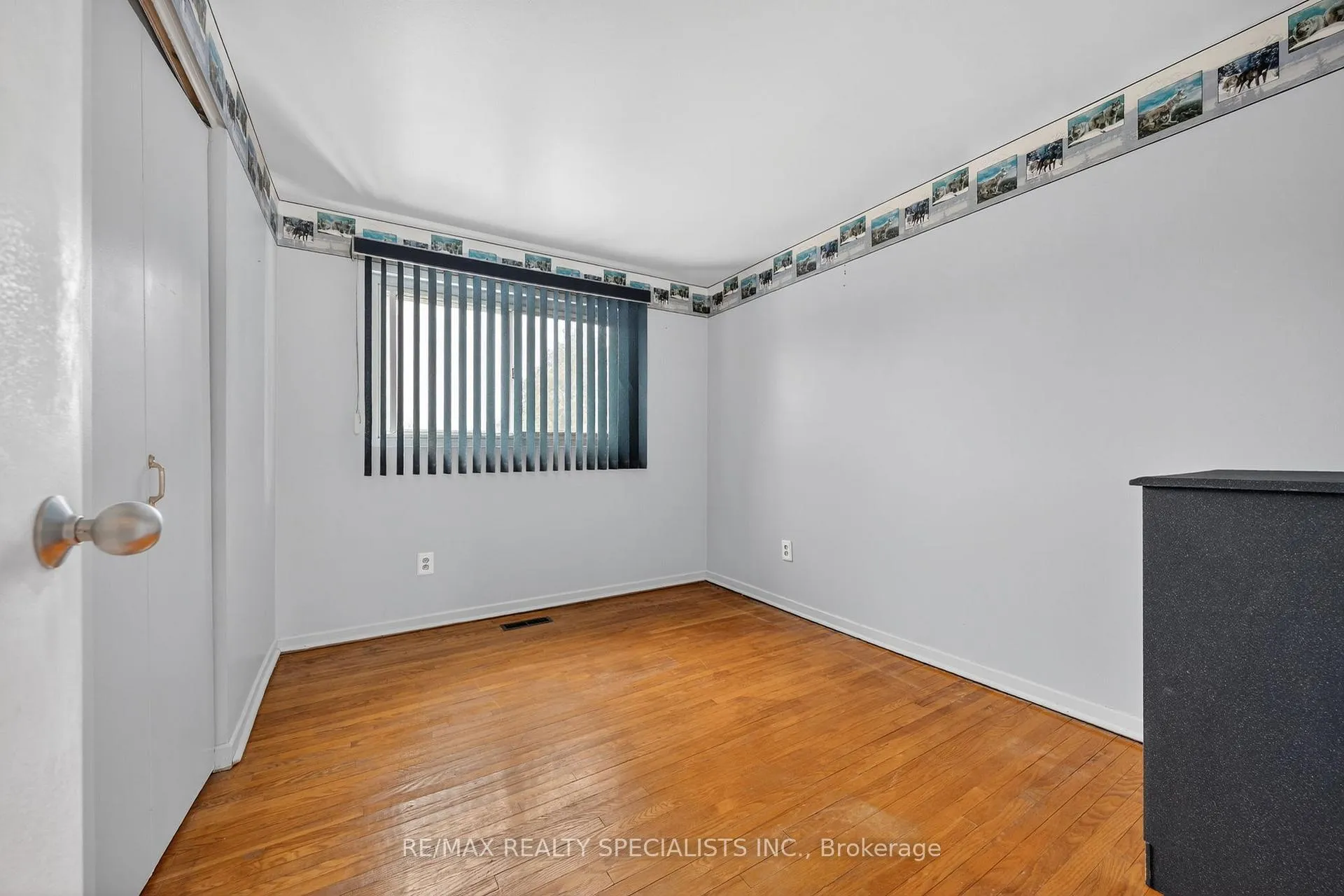 Photo 17 of 61 Moore Park Crescent, Halton Hills, Georgetown — HOMEH