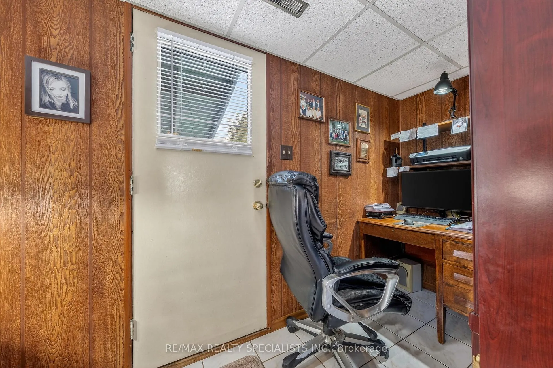 Photo 24 of 61 Moore Park Crescent, Halton Hills, Georgetown — HOMEH
